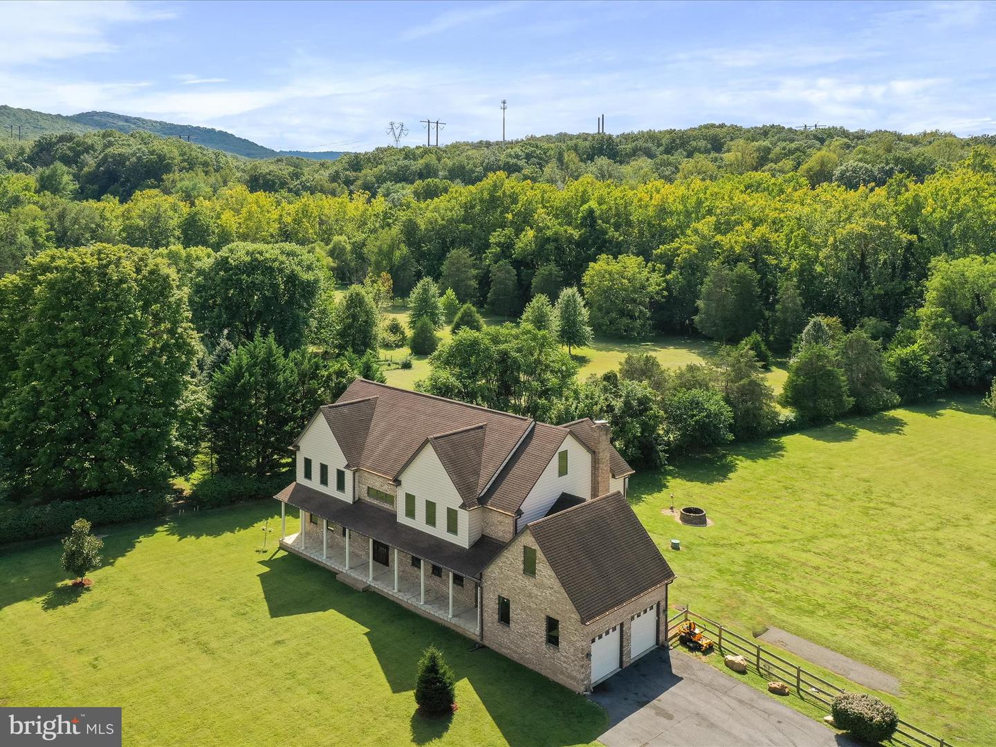 15 RACHELS LN, FRONT ROYAL, Virginia 22630, 4 Bedrooms Bedrooms, ,5 BathroomsBathrooms,Residential,For sale,15 RACHELS LN,VAWR2011922 MLS # VAWR2011922