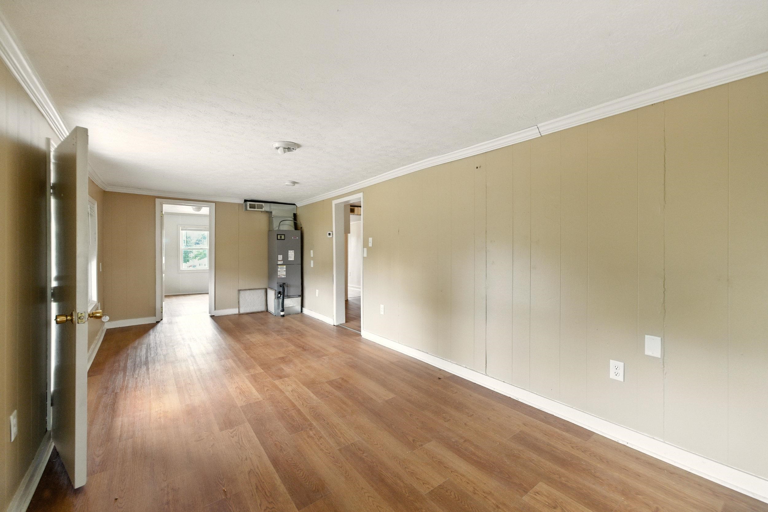 17801 RED BRUSH RD, ELKTON, Virginia 22827, 2 Bedrooms Bedrooms, ,1 BathroomBathrooms,Residential,17801 RED BRUSH RD,668337 MLS # 668337