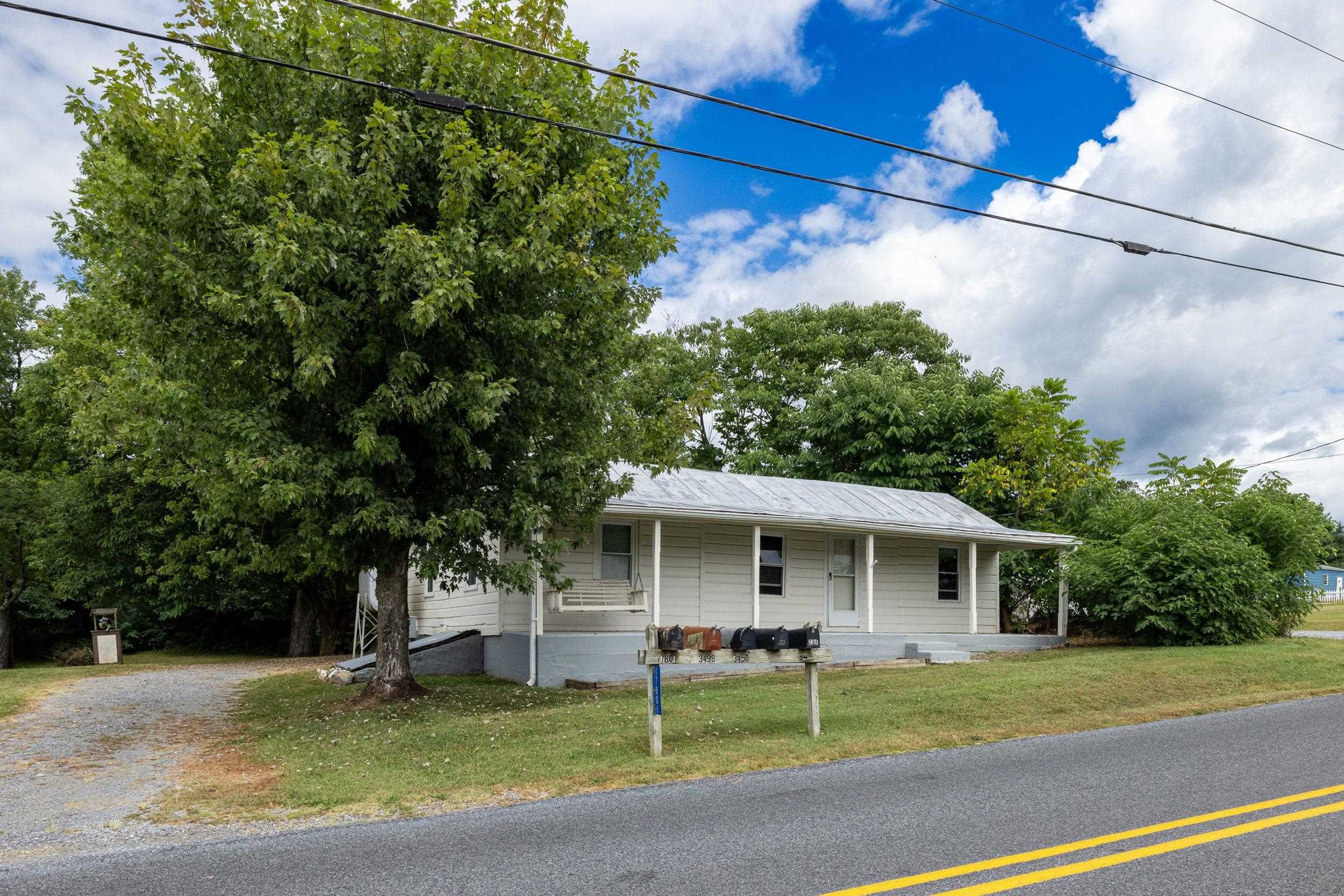 17801 RED BRUSH RD, ELKTON, Virginia 22827, 2 Bedrooms Bedrooms, ,1 BathroomBathrooms,Residential,17801 RED BRUSH RD,668337 MLS # 668337