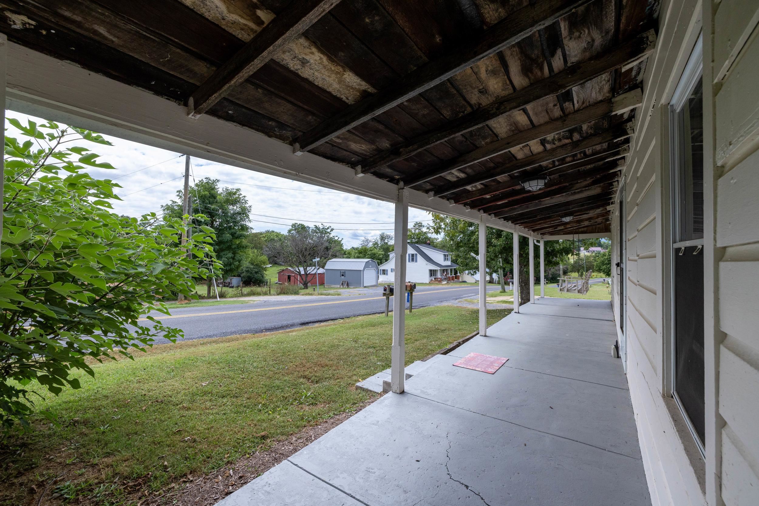 17801 RED BRUSH RD, ELKTON, Virginia 22827, 2 Bedrooms Bedrooms, ,1 BathroomBathrooms,Residential,17801 RED BRUSH RD,668337 MLS # 668337