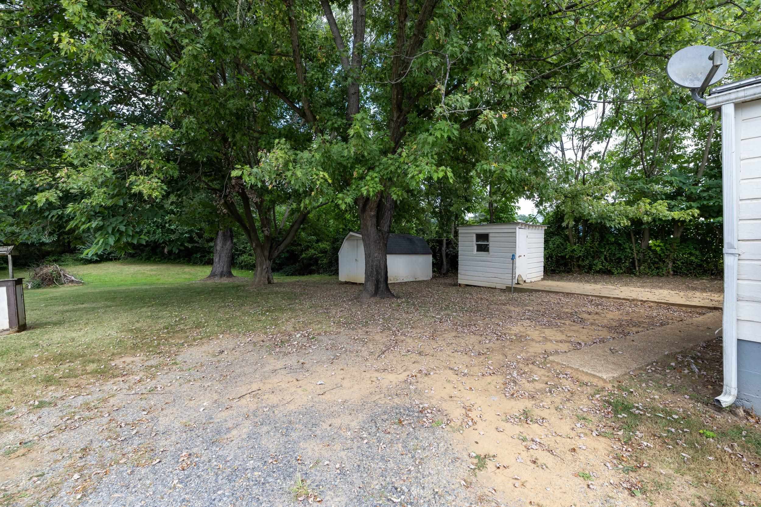 17801 RED BRUSH RD, ELKTON, Virginia 22827, 2 Bedrooms Bedrooms, ,1 BathroomBathrooms,Residential,17801 RED BRUSH RD,668337 MLS # 668337