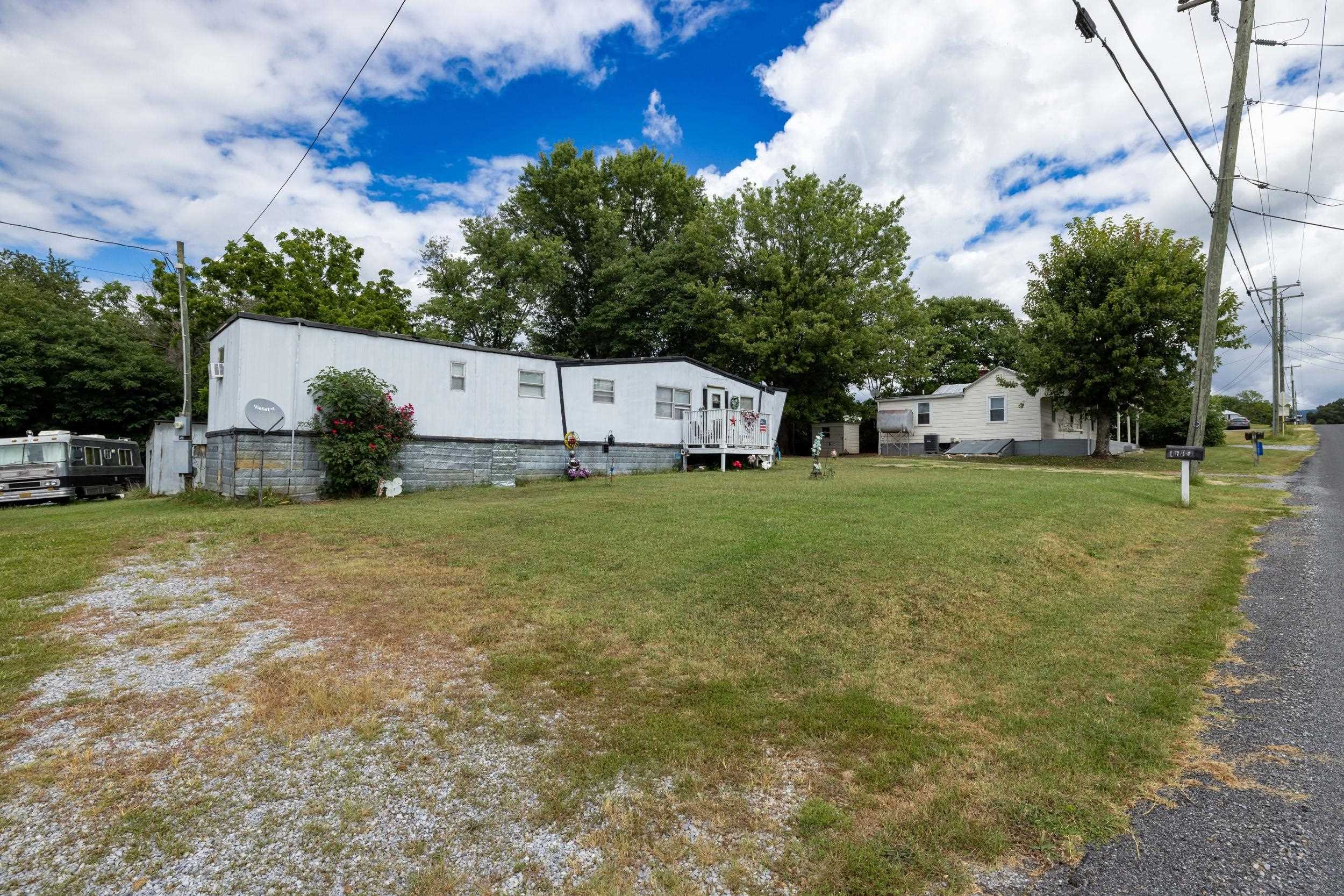 17801 RED BRUSH RD, ELKTON, Virginia 22827, 2 Bedrooms Bedrooms, ,1 BathroomBathrooms,Residential,17801 RED BRUSH RD,668337 MLS # 668337