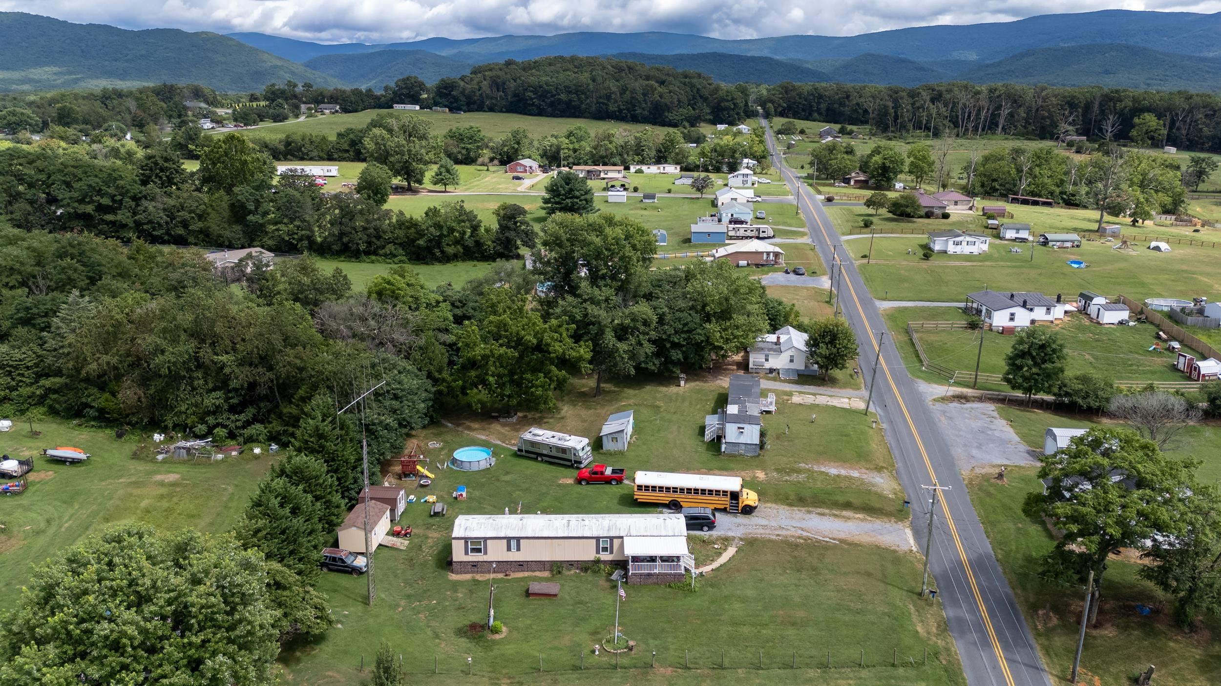 17801 RED BRUSH RD, ELKTON, Virginia 22827, 2 Bedrooms Bedrooms, ,1 BathroomBathrooms,Residential,17801 RED BRUSH RD,668337 MLS # 668337