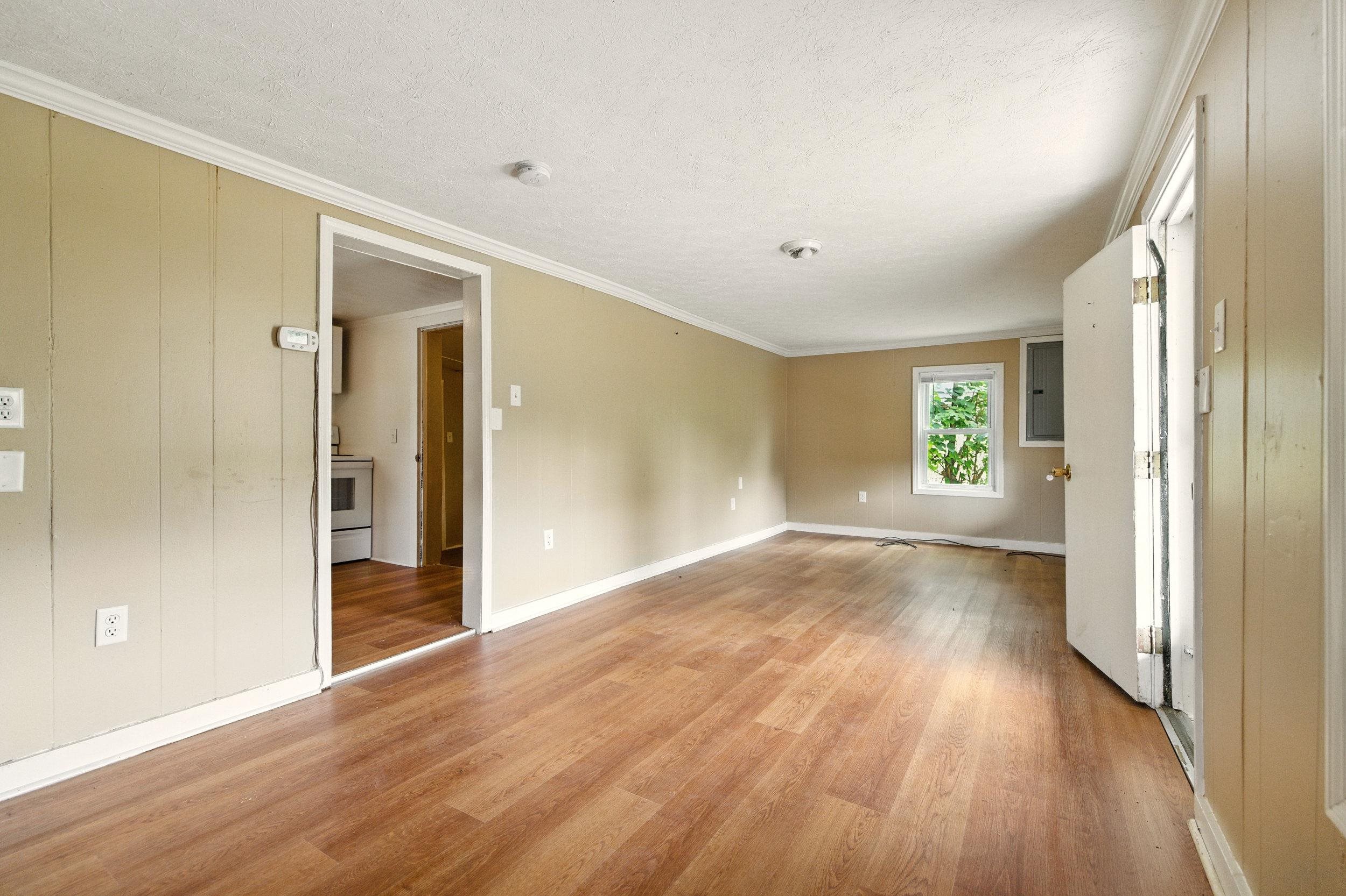 17801 RED BRUSH RD, ELKTON, Virginia 22827, 2 Bedrooms Bedrooms, ,1 BathroomBathrooms,Residential,17801 RED BRUSH RD,668337 MLS # 668337