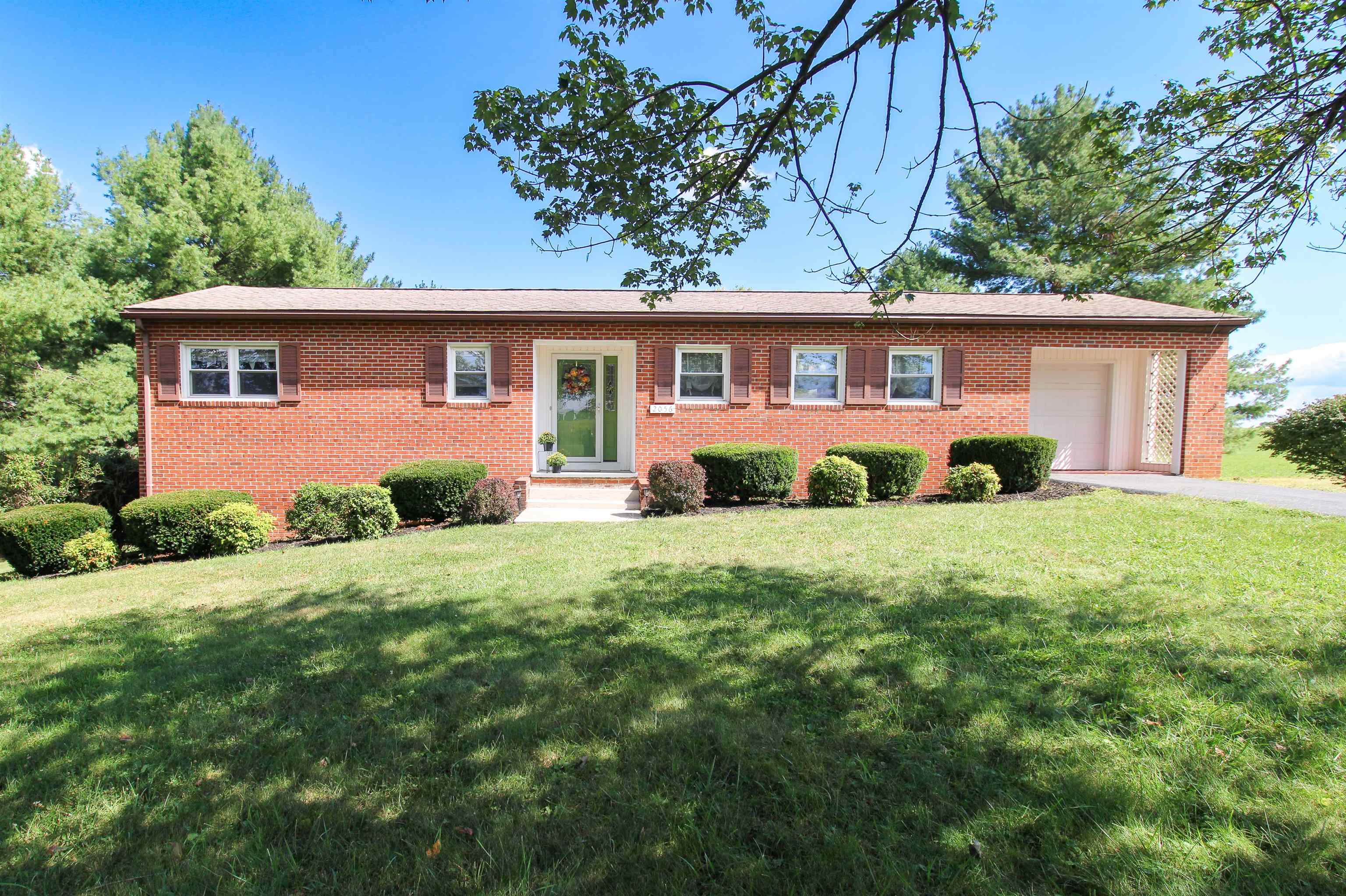 2056 KNIGHTLY MILL RD, FORT DEFIANCE, Virginia 24437, 3 Bedrooms Bedrooms, ,2 BathroomsBathrooms,Residential,2056 KNIGHTLY MILL RD,668353 MLS # 668353