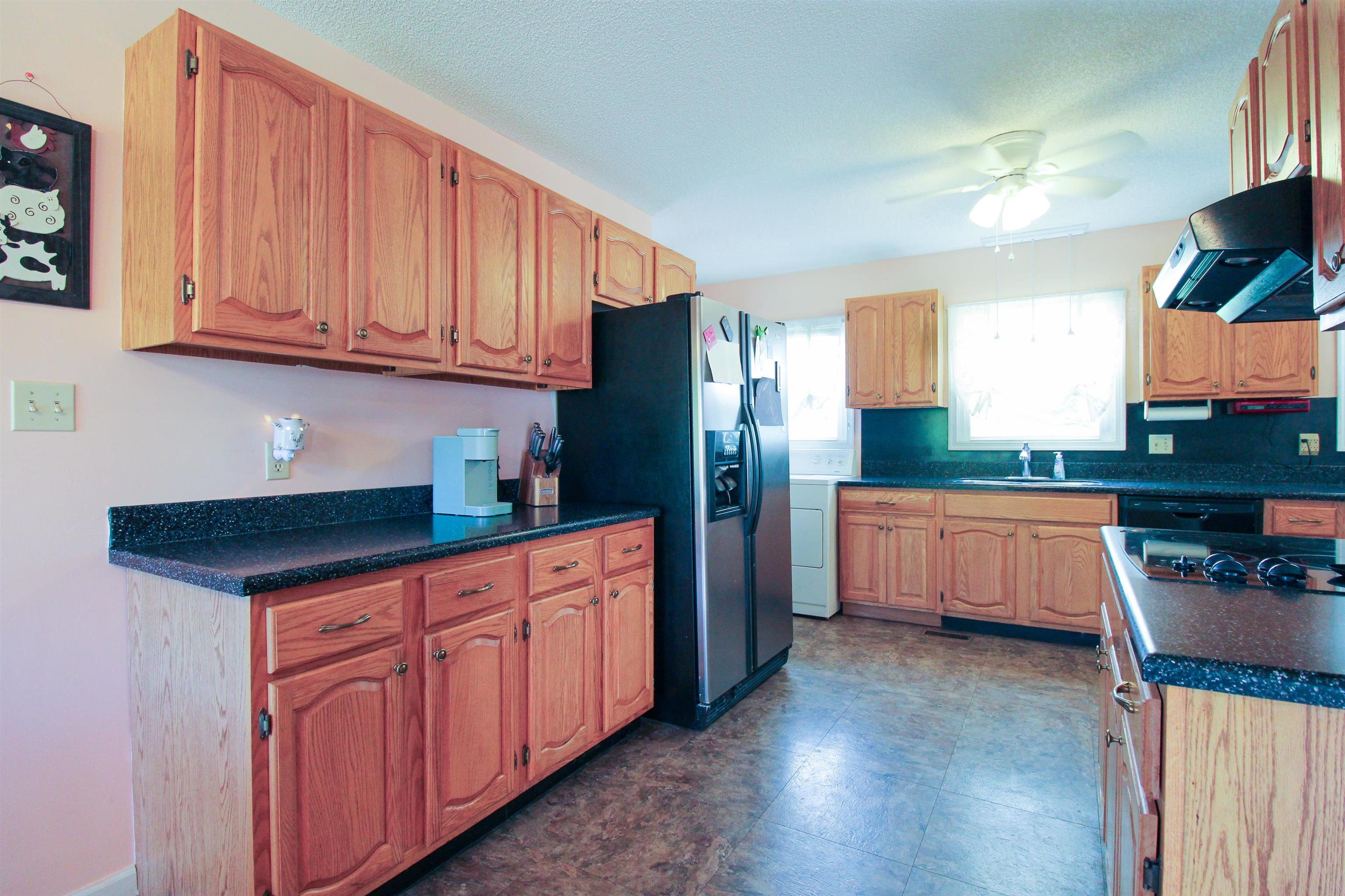 2056 KNIGHTLY MILL RD, FORT DEFIANCE, Virginia 24437, 3 Bedrooms Bedrooms, ,2 BathroomsBathrooms,Residential,2056 KNIGHTLY MILL RD,668353 MLS # 668353