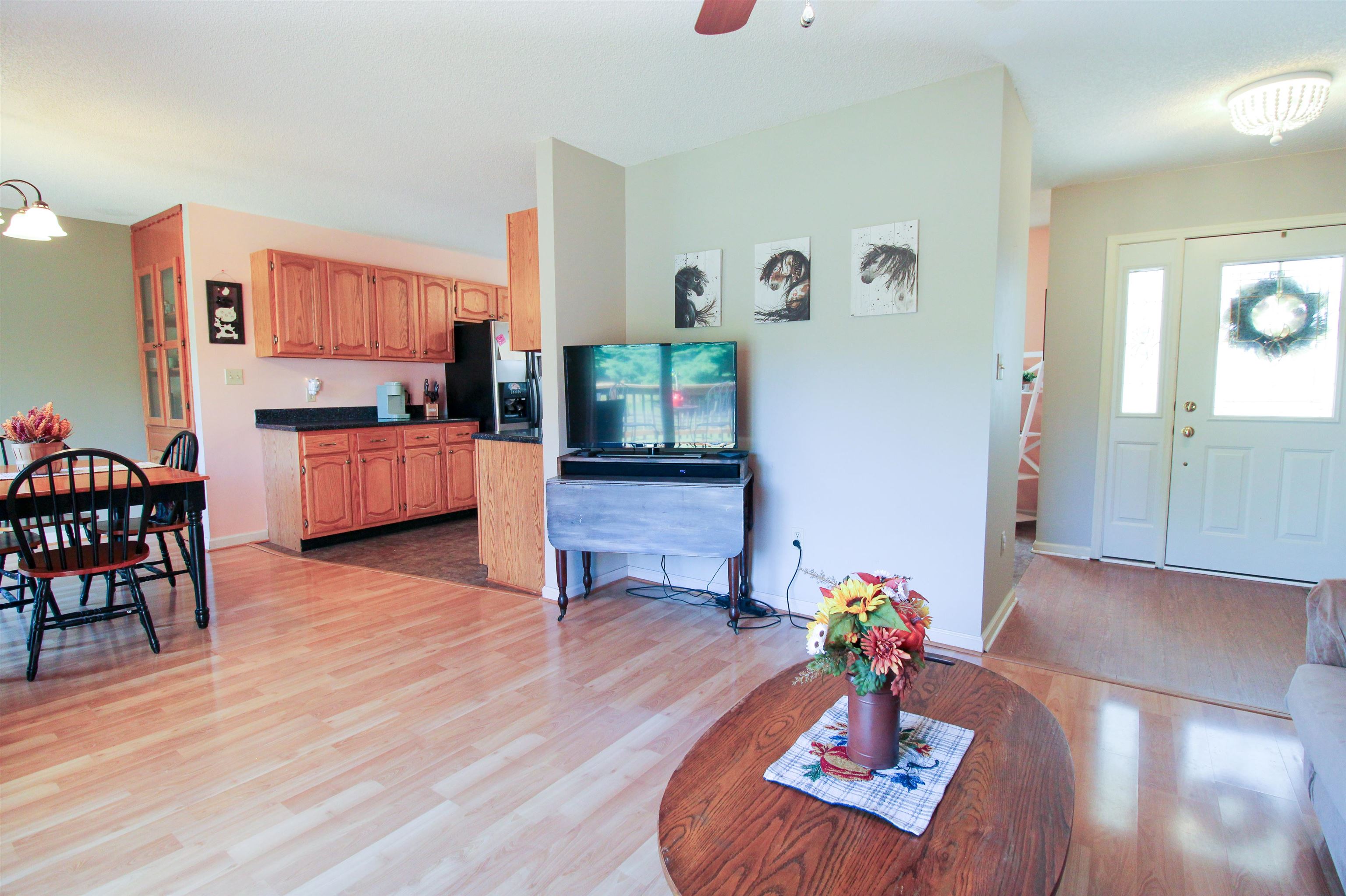 2056 KNIGHTLY MILL RD, FORT DEFIANCE, Virginia 24437, 3 Bedrooms Bedrooms, ,2 BathroomsBathrooms,Residential,2056 KNIGHTLY MILL RD,668353 MLS # 668353