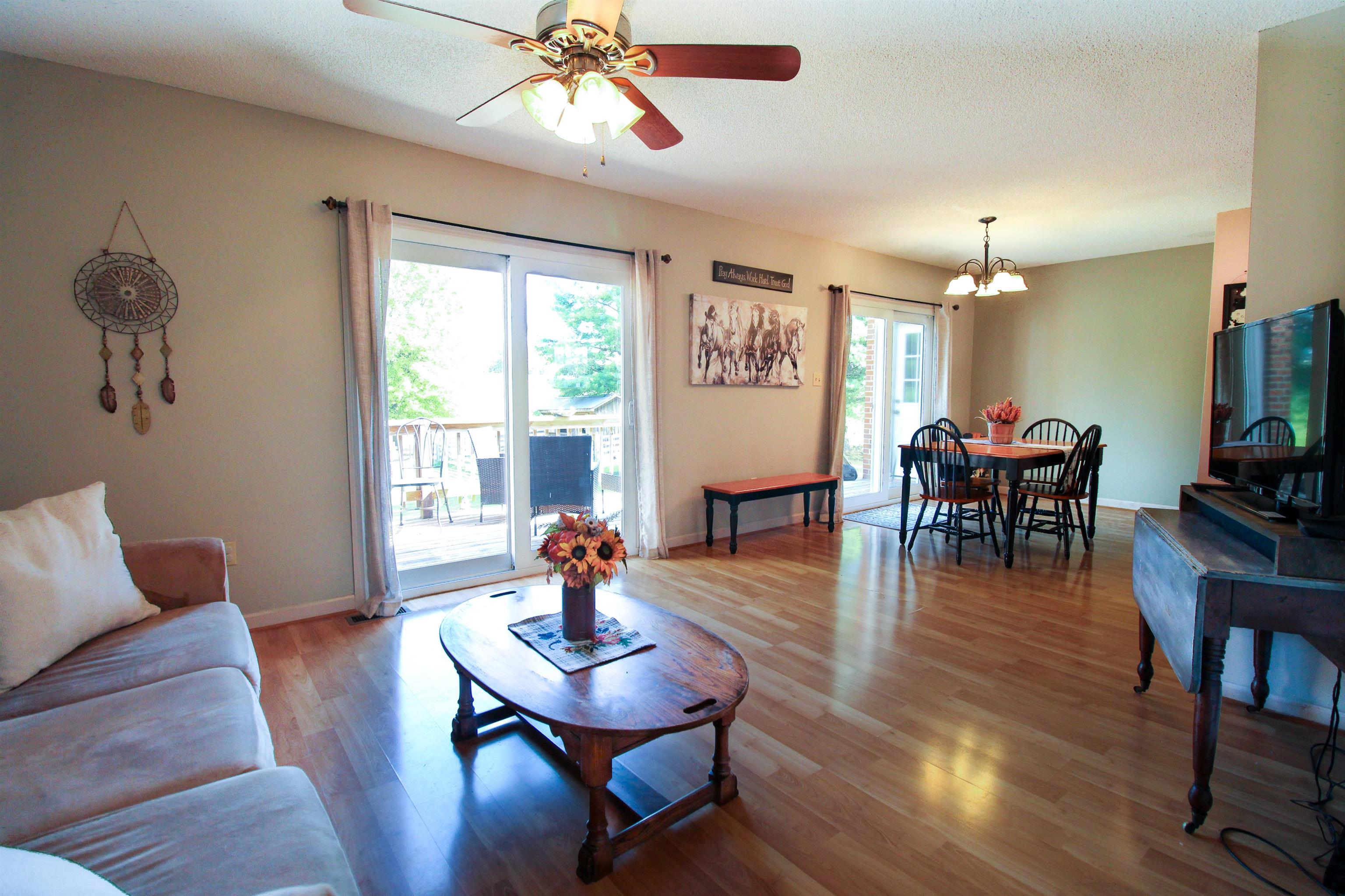 2056 KNIGHTLY MILL RD, FORT DEFIANCE, Virginia 24437, 3 Bedrooms Bedrooms, ,2 BathroomsBathrooms,Residential,2056 KNIGHTLY MILL RD,668353 MLS # 668353