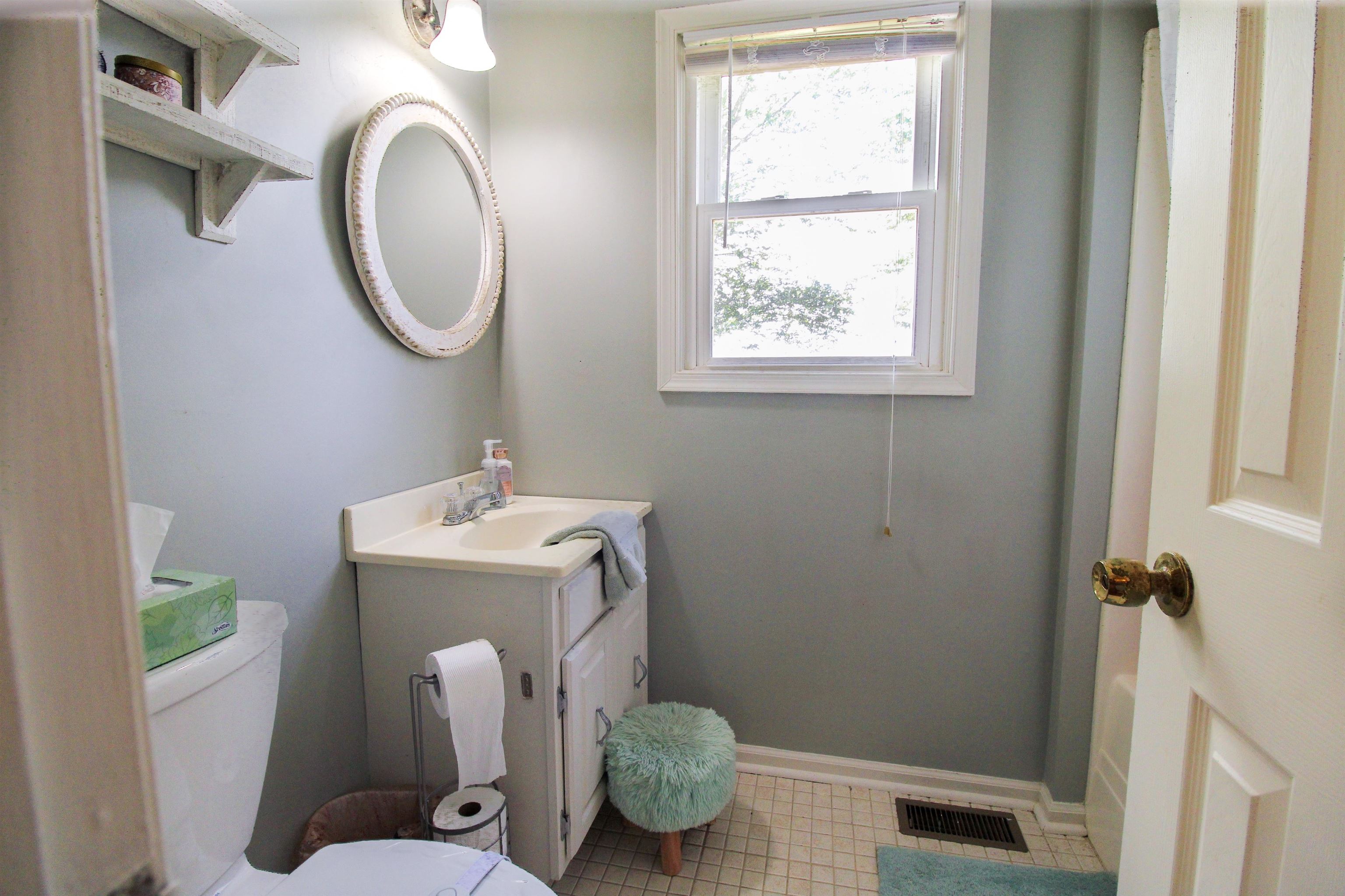 2056 KNIGHTLY MILL RD, FORT DEFIANCE, Virginia 24437, 3 Bedrooms Bedrooms, ,2 BathroomsBathrooms,Residential,2056 KNIGHTLY MILL RD,668353 MLS # 668353