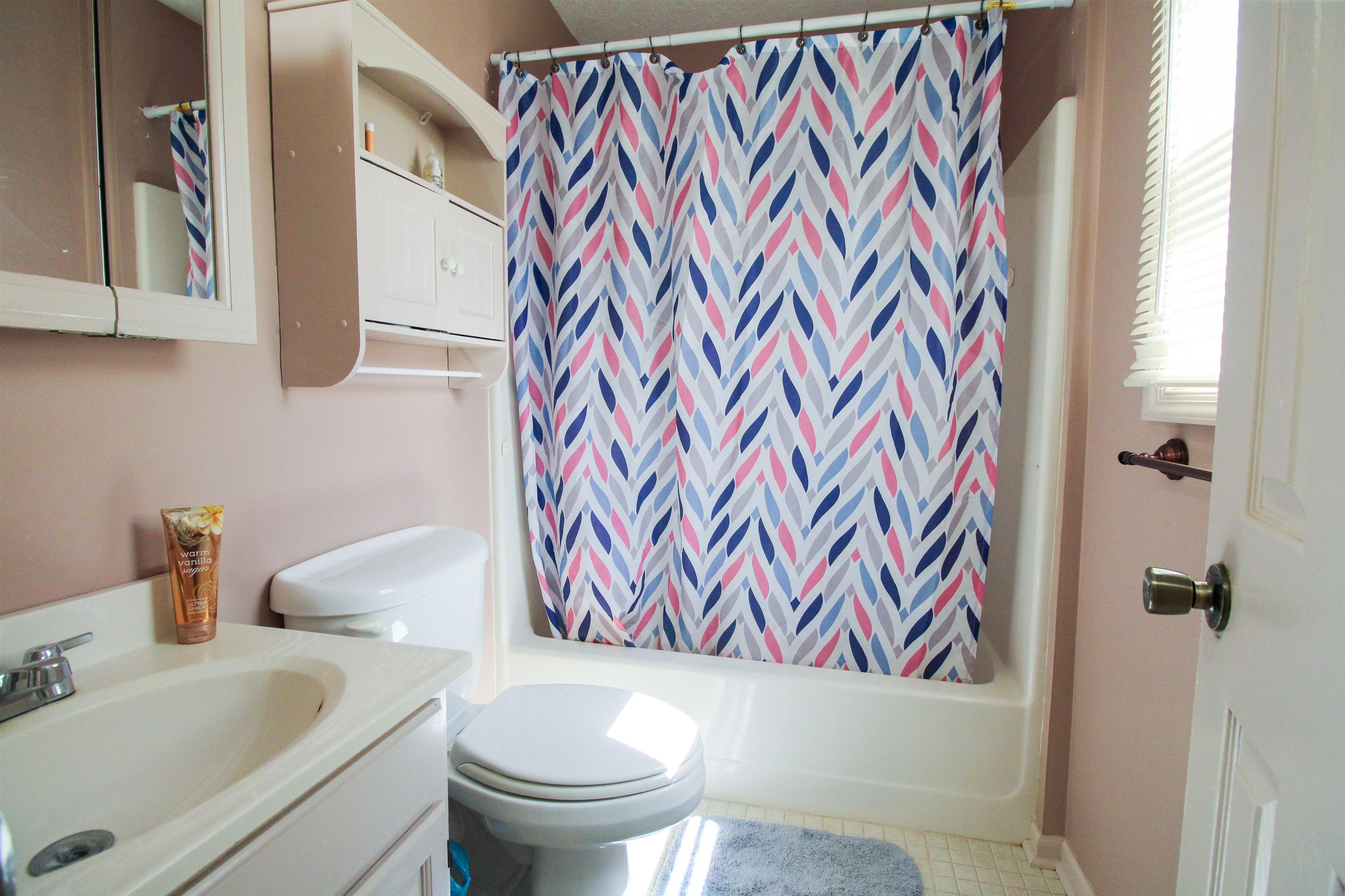 2056 KNIGHTLY MILL RD, FORT DEFIANCE, Virginia 24437, 3 Bedrooms Bedrooms, ,2 BathroomsBathrooms,Residential,2056 KNIGHTLY MILL RD,668353 MLS # 668353