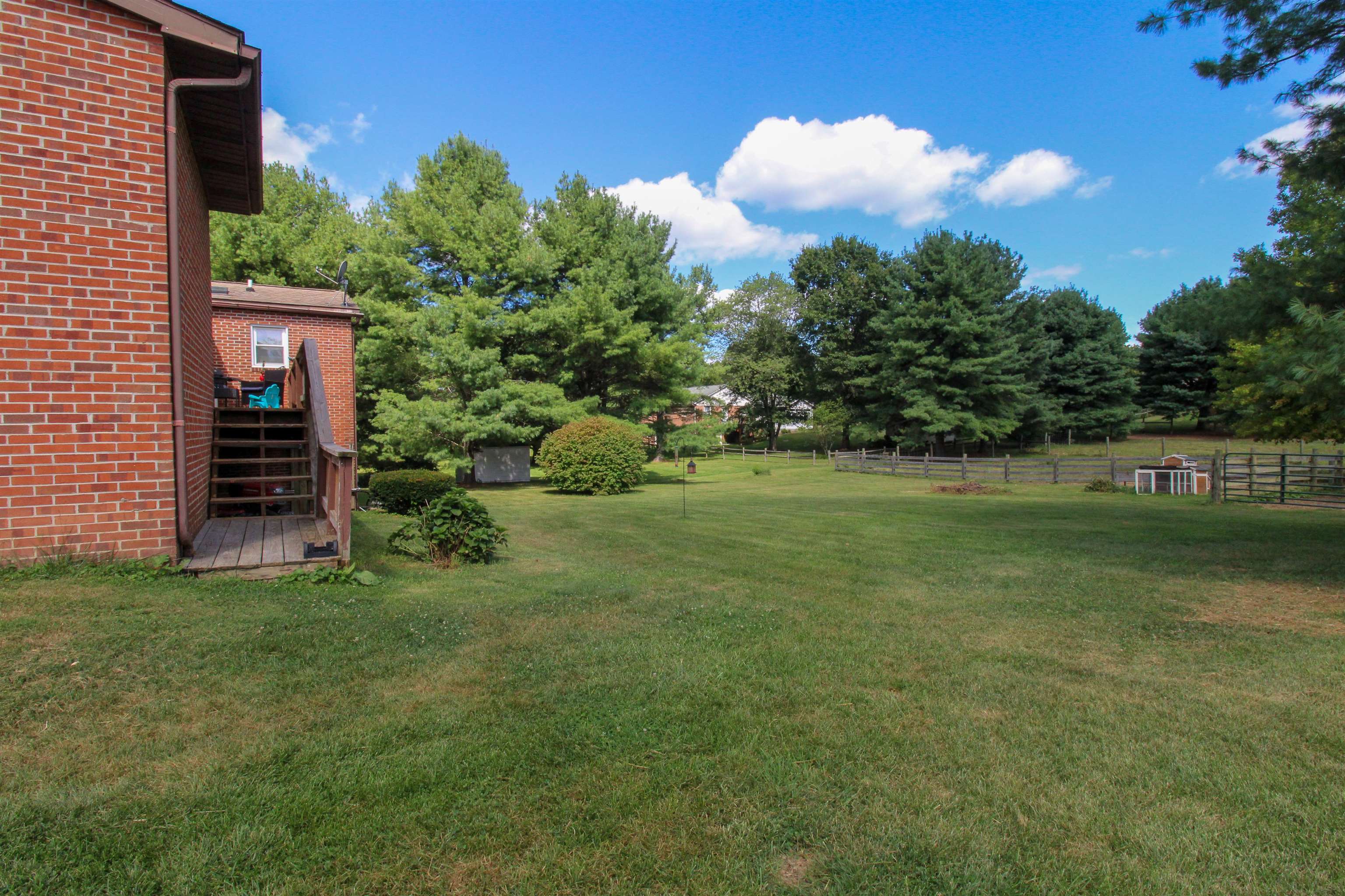 2056 KNIGHTLY MILL RD, FORT DEFIANCE, Virginia 24437, 3 Bedrooms Bedrooms, ,2 BathroomsBathrooms,Residential,2056 KNIGHTLY MILL RD,668353 MLS # 668353