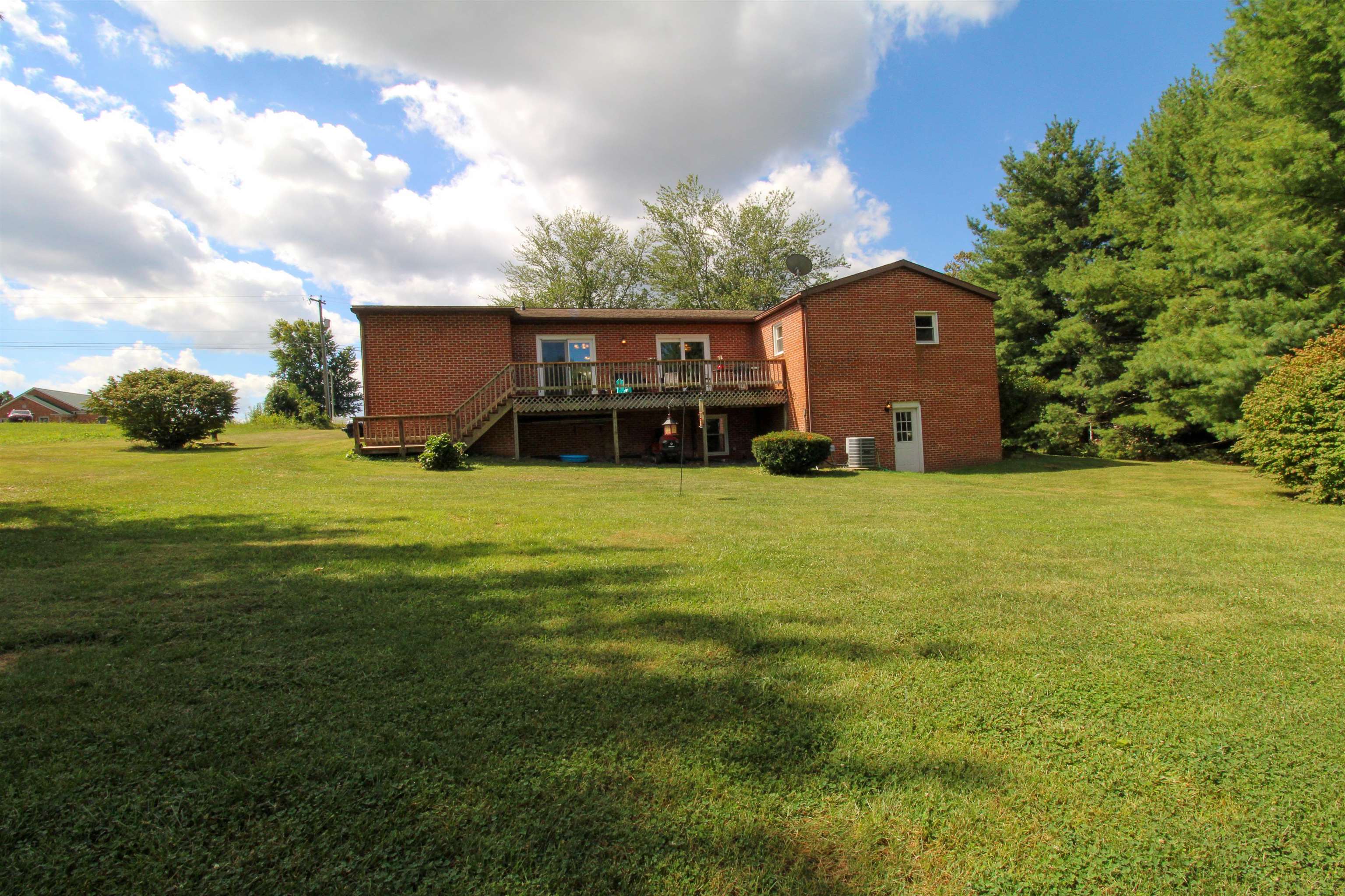2056 KNIGHTLY MILL RD, FORT DEFIANCE, Virginia 24437, 3 Bedrooms Bedrooms, ,2 BathroomsBathrooms,Residential,2056 KNIGHTLY MILL RD,668353 MLS # 668353
