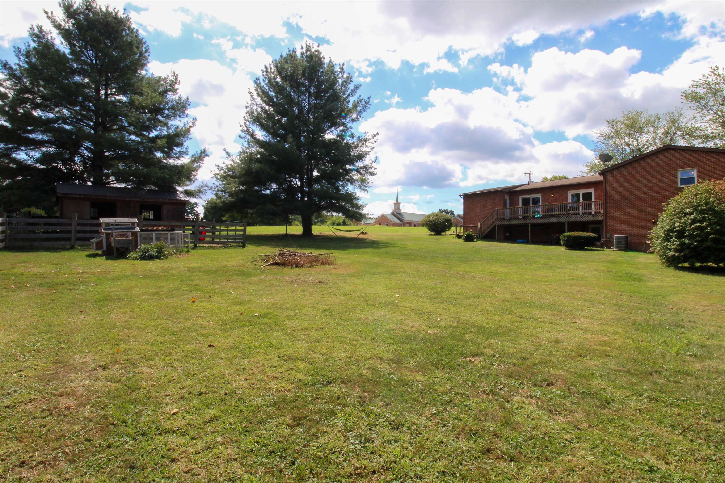 2056 KNIGHTLY MILL RD, FORT DEFIANCE, Virginia 24437, 3 Bedrooms Bedrooms, ,2 BathroomsBathrooms,Residential,2056 KNIGHTLY MILL RD,668353 MLS # 668353