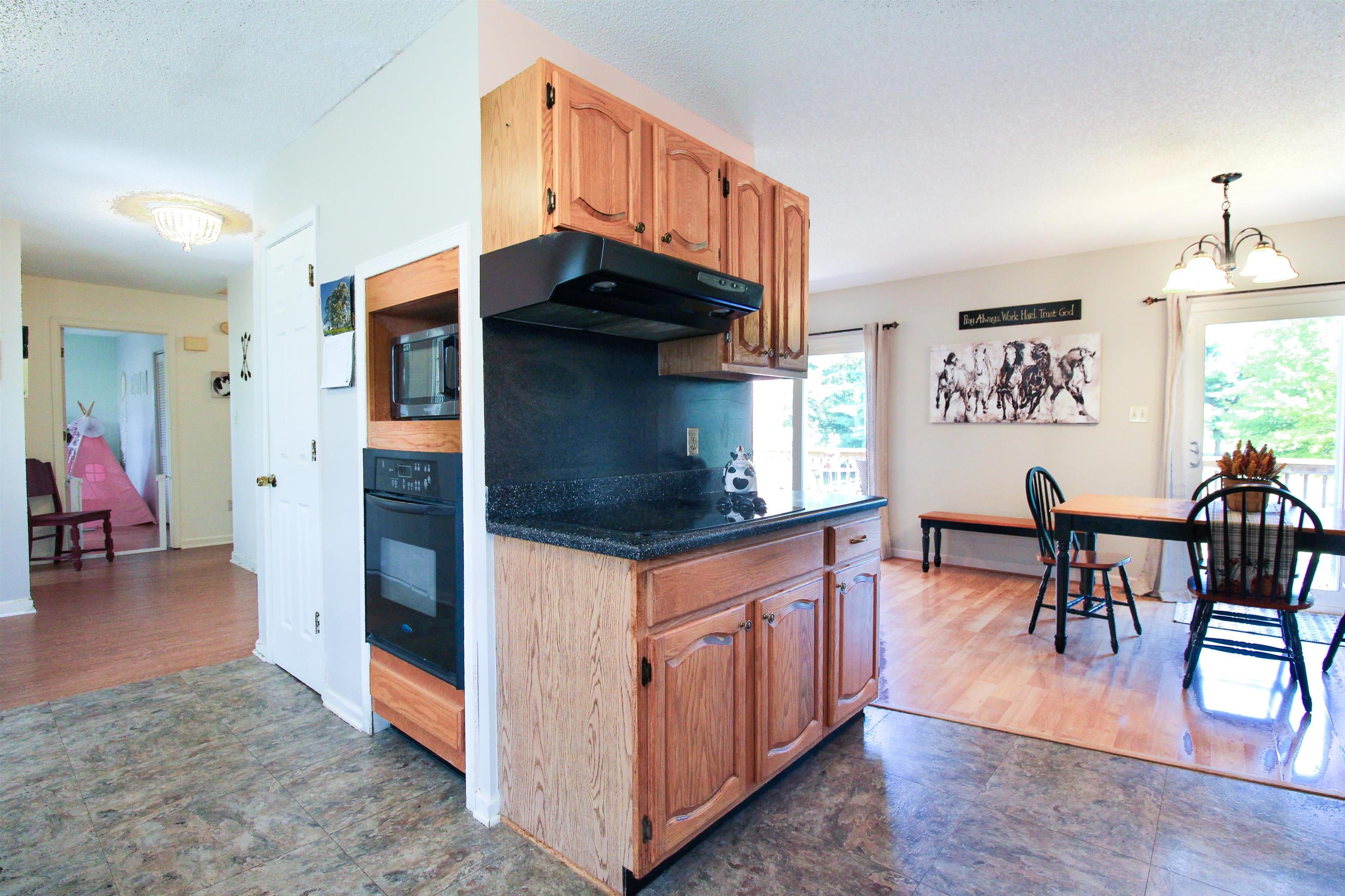 2056 KNIGHTLY MILL RD, FORT DEFIANCE, Virginia 24437, 3 Bedrooms Bedrooms, ,2 BathroomsBathrooms,Residential,2056 KNIGHTLY MILL RD,668353 MLS # 668353