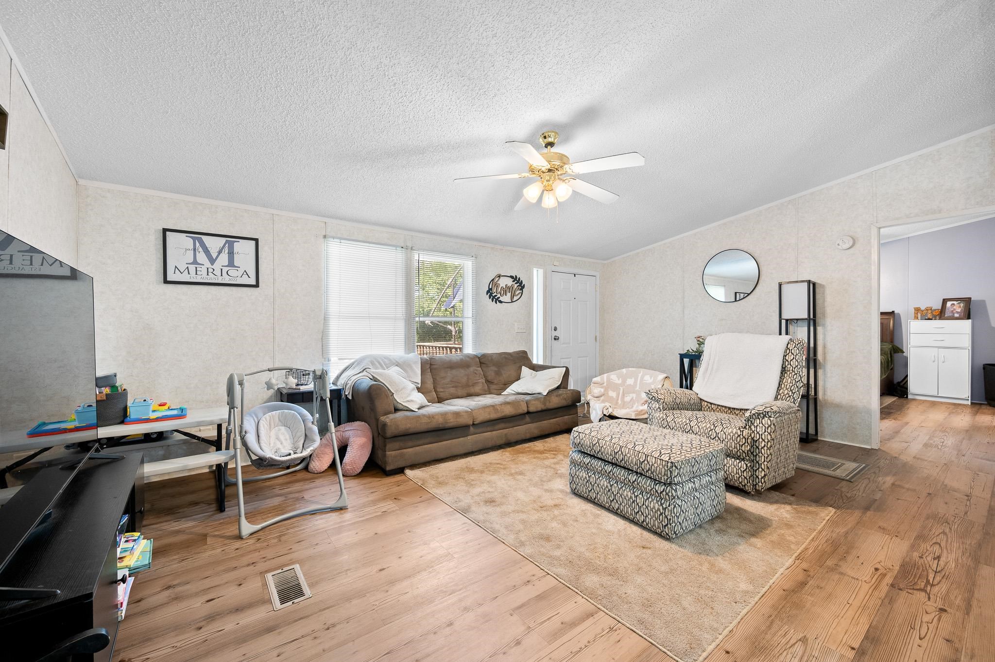 140 GARFORD RD, MADISON HEIGHTS, Virginia 24572, 4 Bedrooms Bedrooms, ,2 BathroomsBathrooms,Residential,140 Garford Rd, Madison Heights, VA 24572,140 GARFORD RD,668354 MLS # 668354