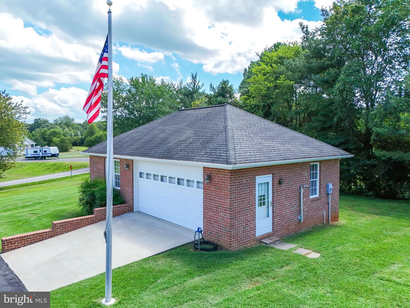 12564 EGGBORNSVILLE RD, CULPEPER, Virginia 22701, 3 Bedrooms Bedrooms, ,2 BathroomsBathrooms,Residential,For sale,12564 EGGBORNSVILLE RD,VACU2011284 MLS # VACU2011284