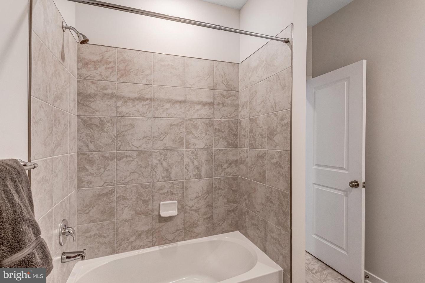 18149 TELFORD DR, JEFFERSONTON, Virginia 22724, 5 Bedrooms Bedrooms, ,3 BathroomsBathrooms,Residential,For sale,18149 TELFORD DR,VACU2011290 MLS # VACU2011290