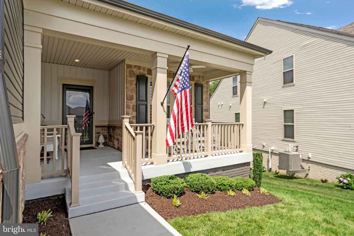 15788 GARDENIA RIDGE WAY, HAYMARKET, Virginia 20169, 4 Bedrooms Bedrooms, ,4 BathroomsBathrooms,Residential,For sale,15788 GARDENIA RIDGE WAY,VAPW2101410 MLS # VAPW2101410