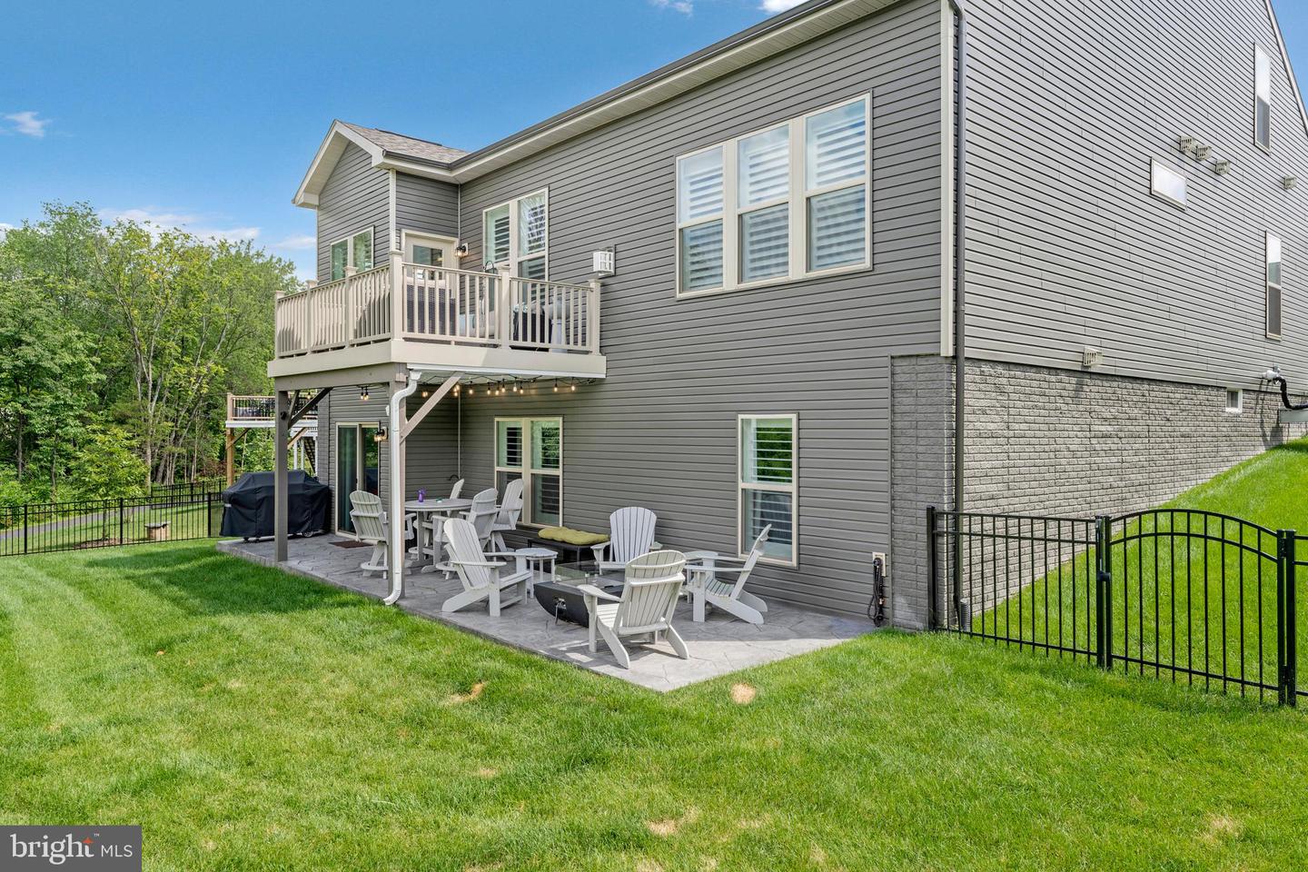 15788 GARDENIA RIDGE WAY, HAYMARKET, Virginia 20169, 4 Bedrooms Bedrooms, ,4 BathroomsBathrooms,Residential,For sale,15788 GARDENIA RIDGE WAY,VAPW2101410 MLS # VAPW2101410