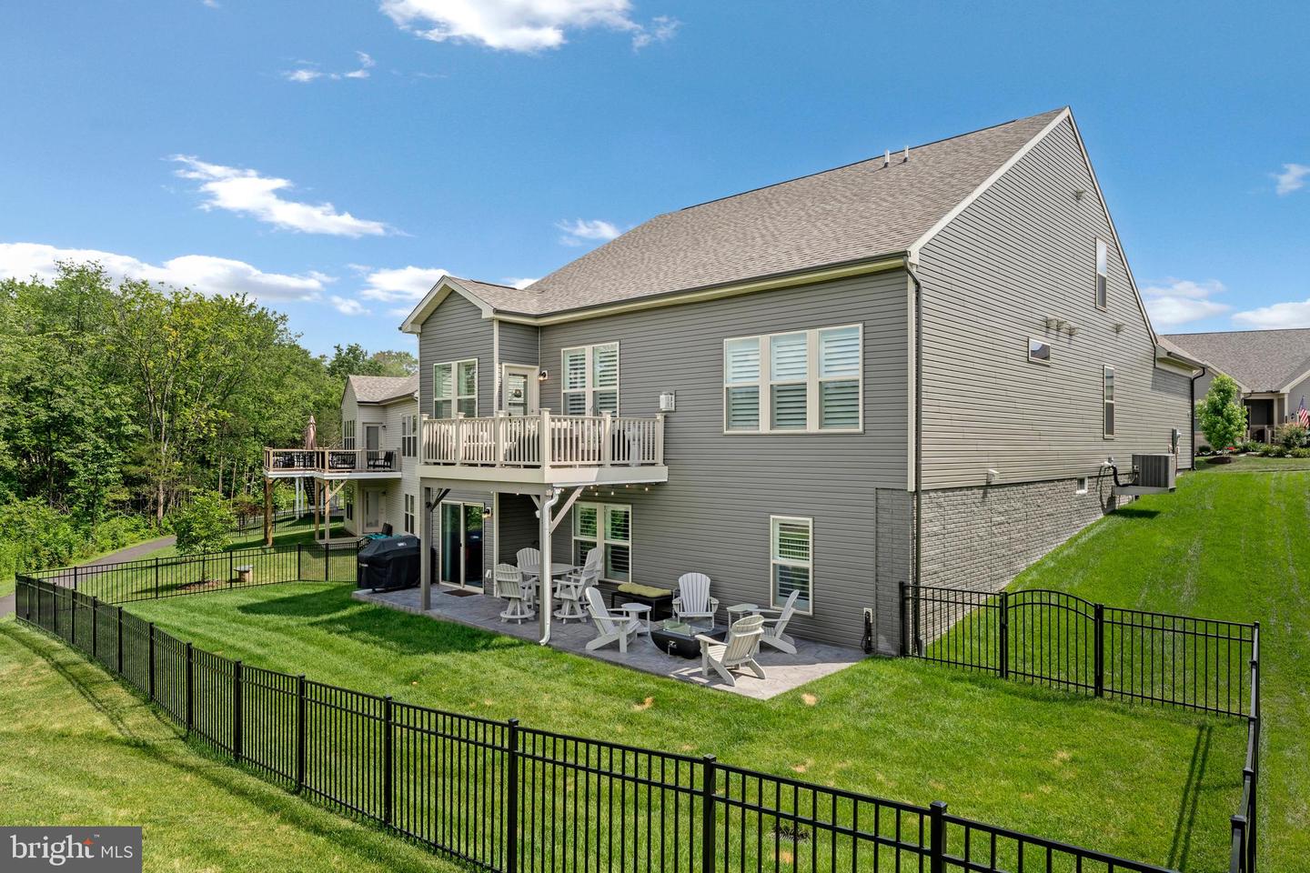15788 GARDENIA RIDGE WAY, HAYMARKET, Virginia 20169, 4 Bedrooms Bedrooms, ,4 BathroomsBathrooms,Residential,For sale,15788 GARDENIA RIDGE WAY,VAPW2101410 MLS # VAPW2101410