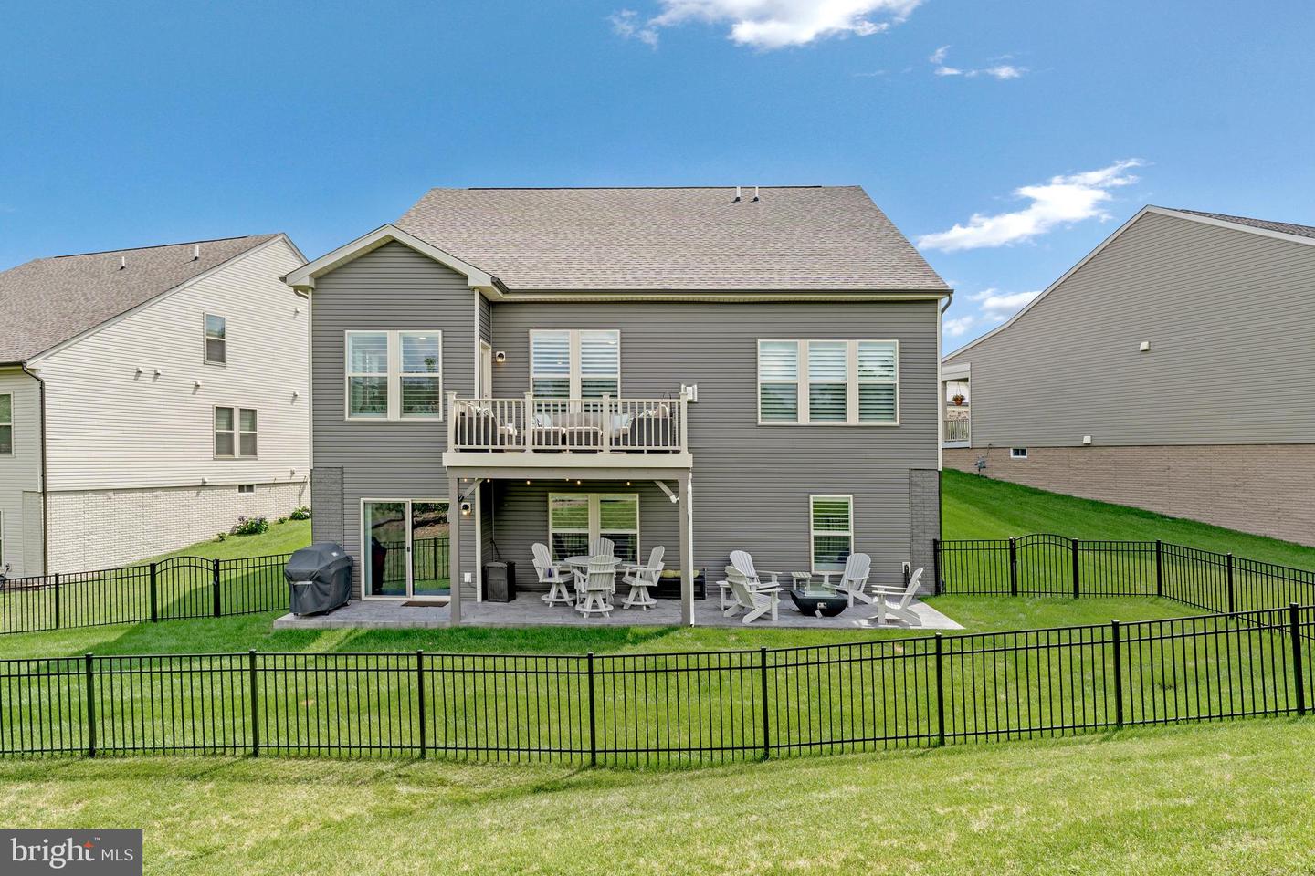 15788 GARDENIA RIDGE WAY, HAYMARKET, Virginia 20169, 4 Bedrooms Bedrooms, ,4 BathroomsBathrooms,Residential,For sale,15788 GARDENIA RIDGE WAY,VAPW2101410 MLS # VAPW2101410