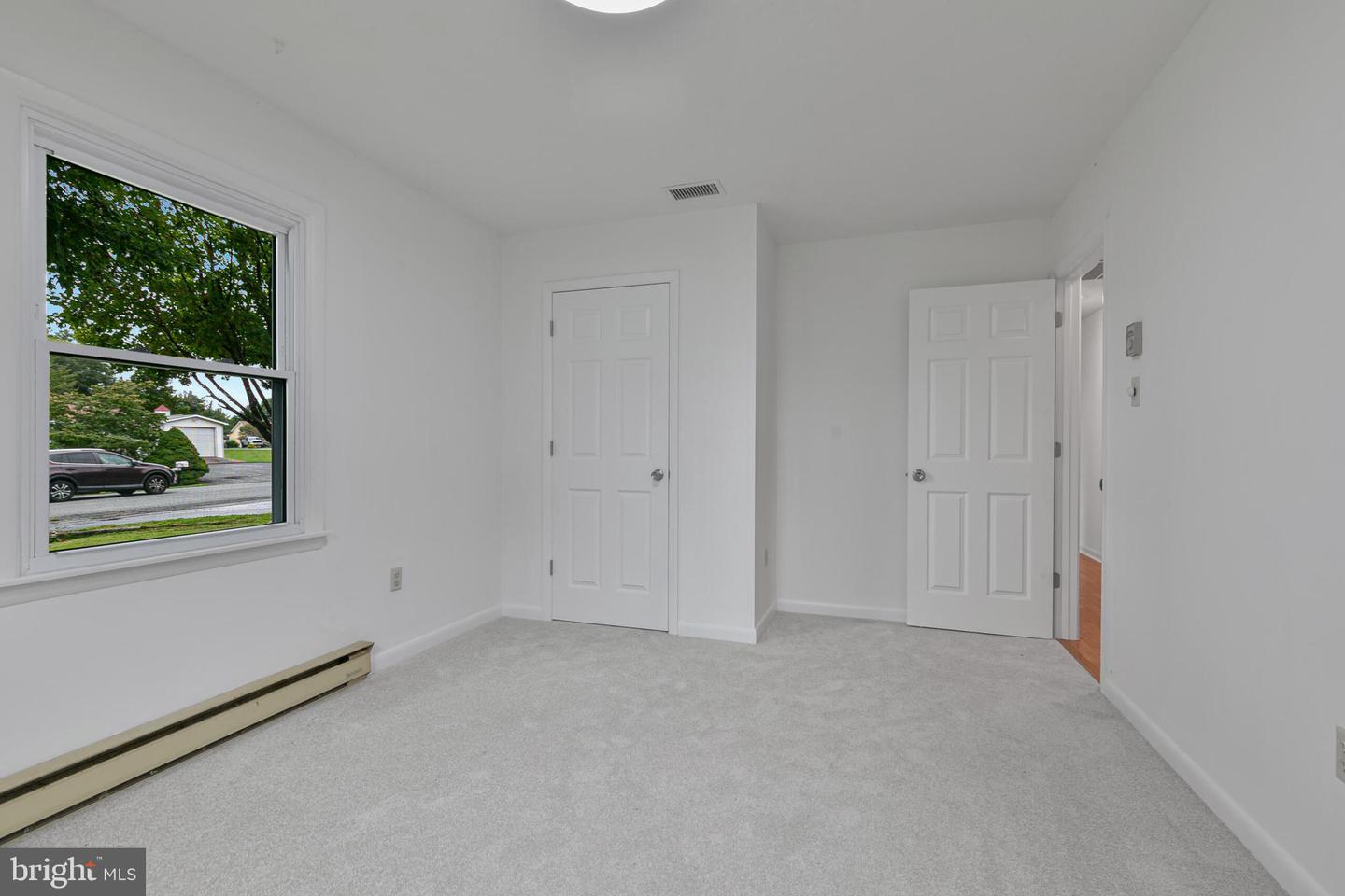238 HACKBERRY DR, STEPHENS CITY, Virginia 22655, 3 Bedrooms Bedrooms, 5 Rooms Rooms,2 BathroomsBathrooms,Residential,For sale,238 HACKBERRY DR,VAFV2036072 MLS # VAFV2036072