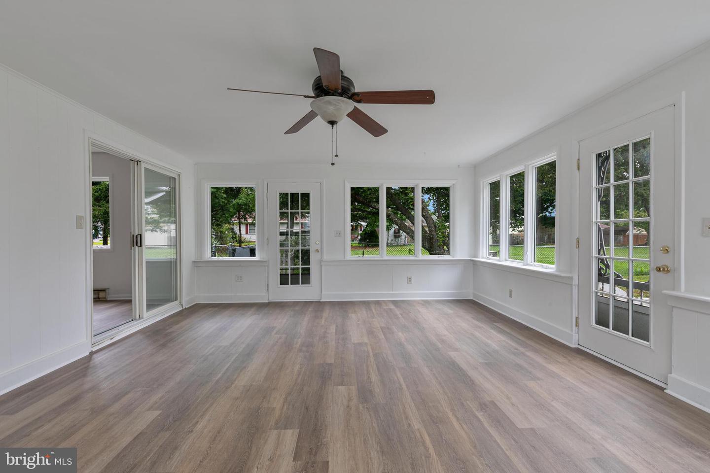 238 HACKBERRY DR, STEPHENS CITY, Virginia 22655, 3 Bedrooms Bedrooms, 5 Rooms Rooms,2 BathroomsBathrooms,Residential,For sale,238 HACKBERRY DR,VAFV2036072 MLS # VAFV2036072