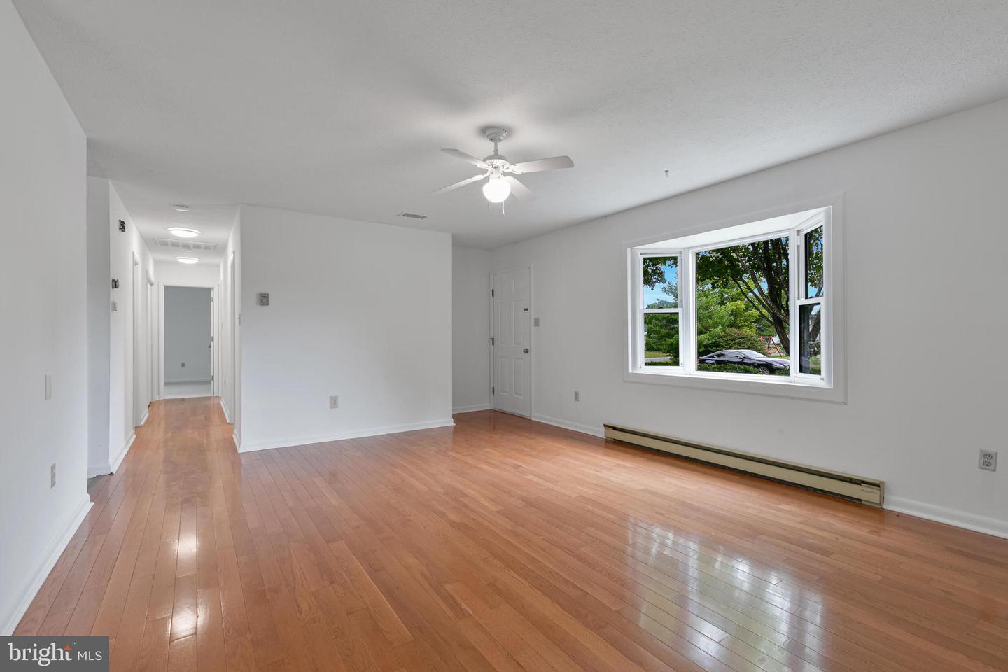 238 HACKBERRY DR, STEPHENS CITY, Virginia 22655, 3 Bedrooms Bedrooms, 5 Rooms Rooms,2 BathroomsBathrooms,Residential,For sale,238 HACKBERRY DR,VAFV2036072 MLS # VAFV2036072