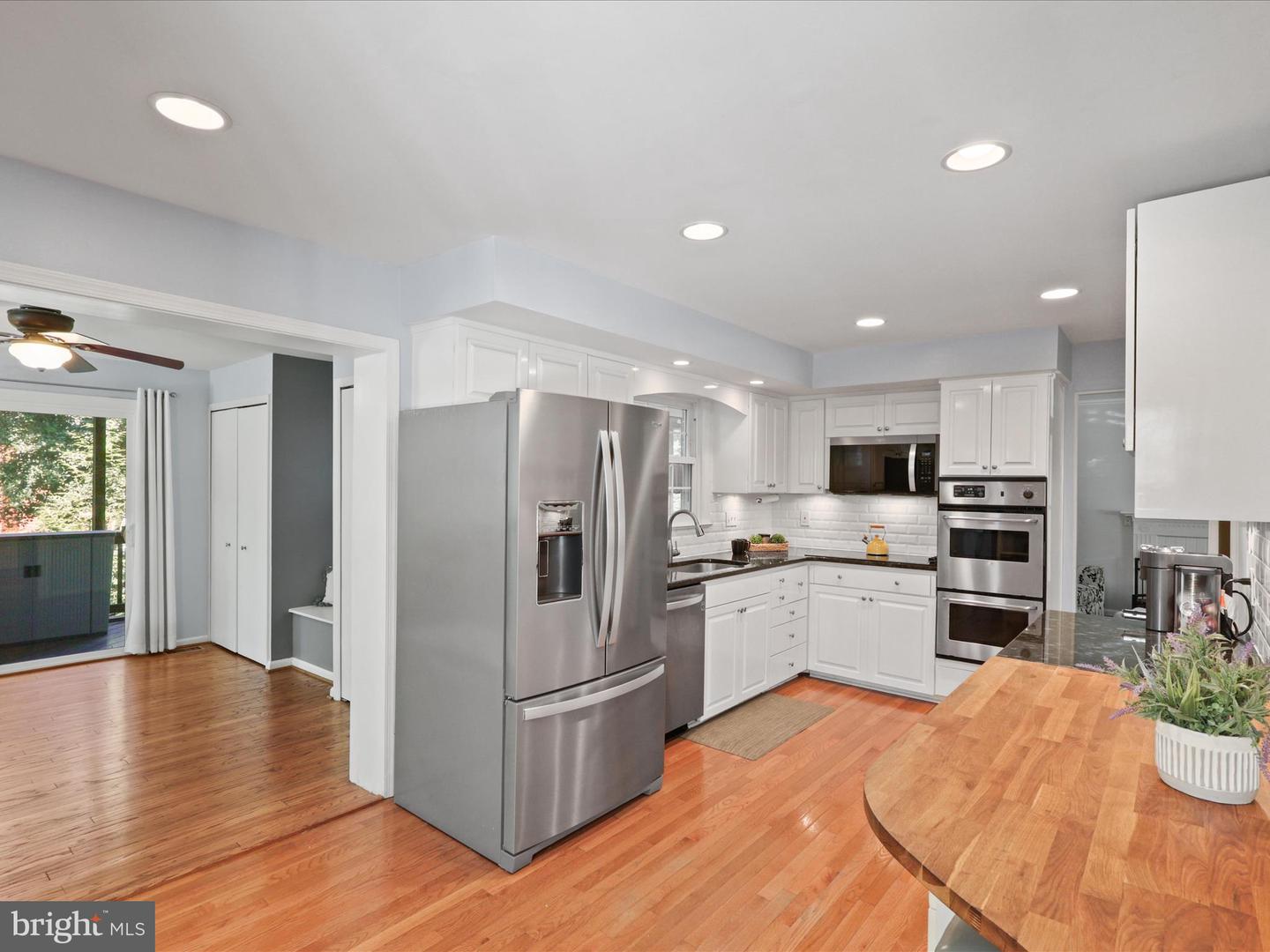 6632 REYNARD DR, SPRINGFIELD, Virginia 22152, 4 Bedrooms Bedrooms, ,2 BathroomsBathrooms,Residential,For sale,6632 REYNARD DR,VAFX2261388 MLS # VAFX2261388