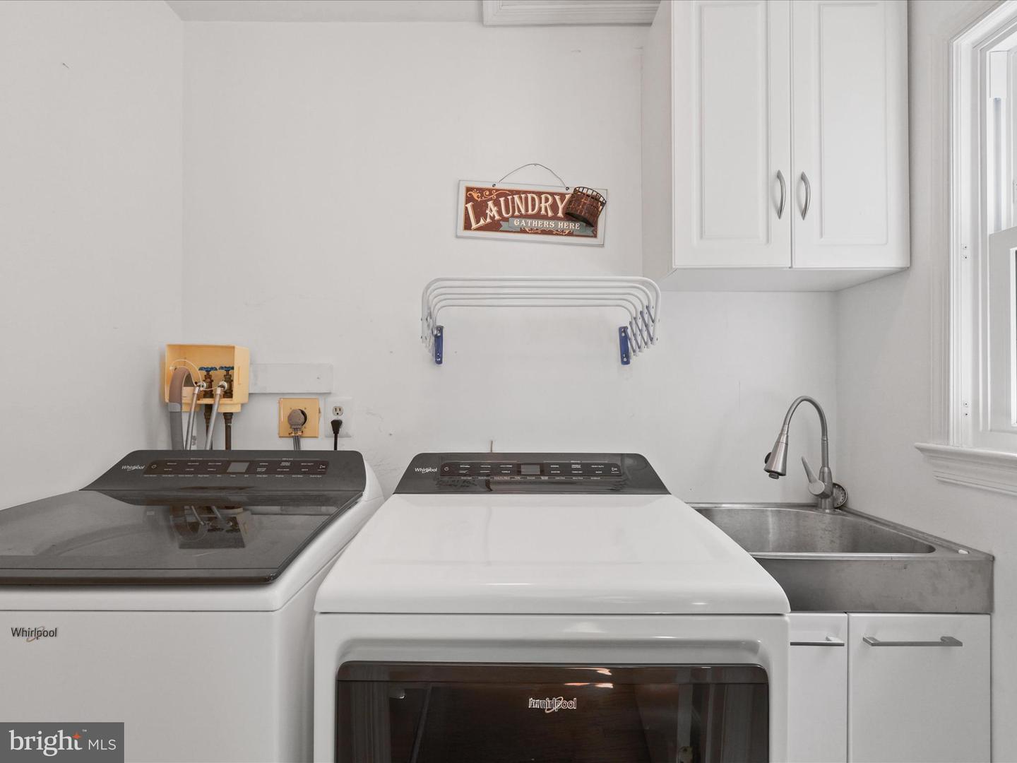 6632 REYNARD DR, SPRINGFIELD, Virginia 22152, 4 Bedrooms Bedrooms, ,2 BathroomsBathrooms,Residential,For sale,6632 REYNARD DR,VAFX2261388 MLS # VAFX2261388