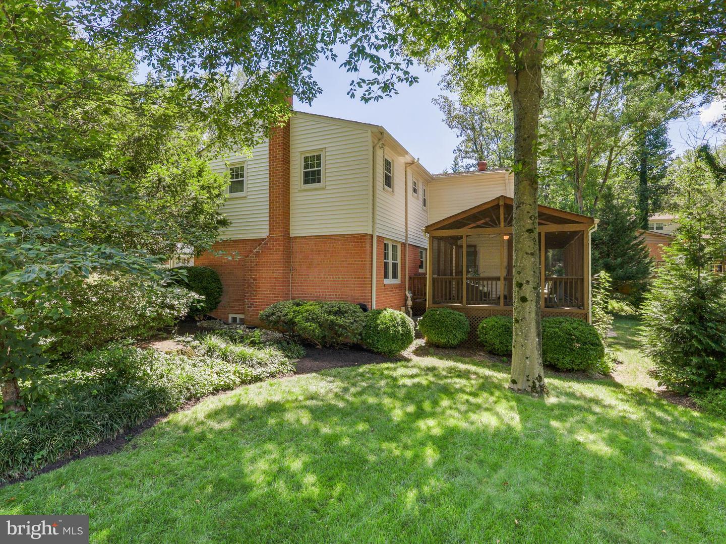 6632 REYNARD DR, SPRINGFIELD, Virginia 22152, 4 Bedrooms Bedrooms, ,2 BathroomsBathrooms,Residential,For sale,6632 REYNARD DR,VAFX2261388 MLS # VAFX2261388