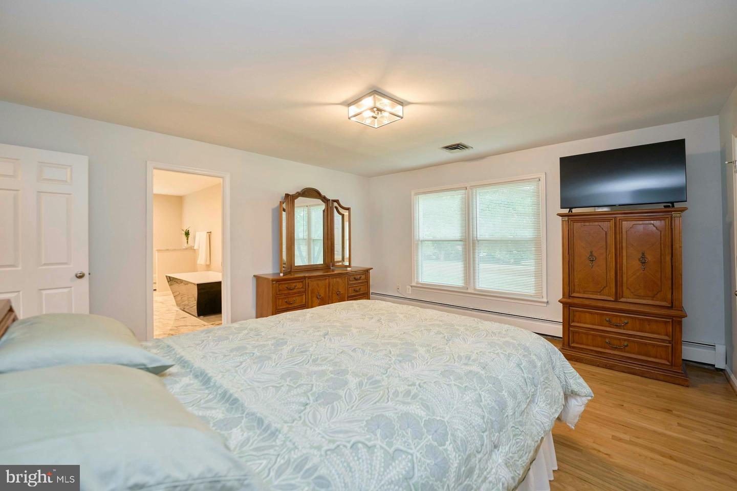 4607 ANGUS DR, GAINESVILLE, Virginia 20155, 4 Bedrooms Bedrooms, ,3 BathroomsBathrooms,Residential,For sale,4607 ANGUS DR,VAPW2101564 MLS # VAPW2101564