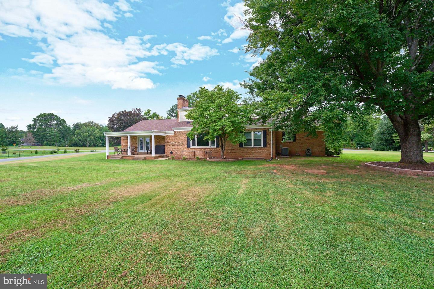 4607 ANGUS DR, GAINESVILLE, Virginia 20155, 4 Bedrooms Bedrooms, ,3 BathroomsBathrooms,Residential,For sale,4607 ANGUS DR,VAPW2101564 MLS # VAPW2101564