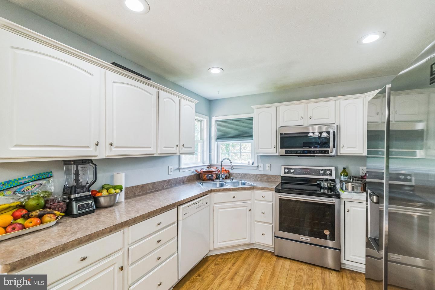 605 CEDAR CT, WOODSTOCK, Virginia 22664, 3 Bedrooms Bedrooms, 6 Rooms Rooms,2 BathroomsBathrooms,Residential,For sale,605 CEDAR CT,VASH2012248 MLS # VASH2012248