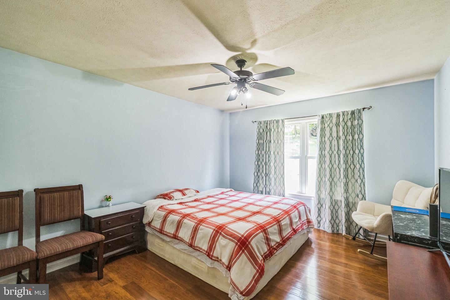 605 CEDAR CT, WOODSTOCK, Virginia 22664, 3 Bedrooms Bedrooms, 6 Rooms Rooms,2 BathroomsBathrooms,Residential,For sale,605 CEDAR CT,VASH2012248 MLS # VASH2012248