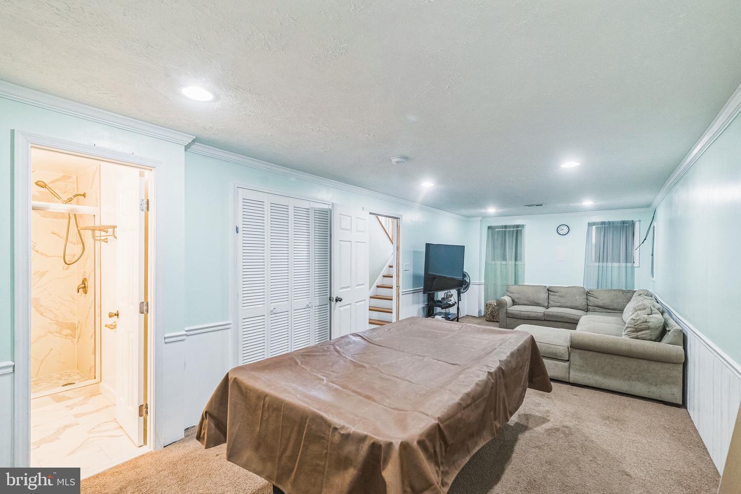 605 CEDAR CT, WOODSTOCK, Virginia 22664, 3 Bedrooms Bedrooms, 6 Rooms Rooms,2 BathroomsBathrooms,Residential,For sale,605 CEDAR CT,VASH2012248 MLS # VASH2012248