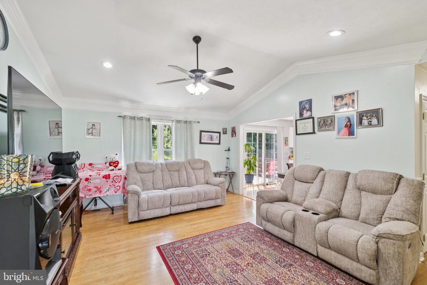 605 CEDAR CT, WOODSTOCK, Virginia 22664, 3 Bedrooms Bedrooms, 6 Rooms Rooms,2 BathroomsBathrooms,Residential,For sale,605 CEDAR CT,VASH2012248 MLS # VASH2012248