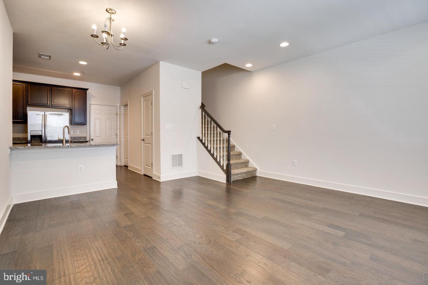 44033 ETNA TER, CHANTILLY, Virginia 20152, 3 Bedrooms Bedrooms, ,2 BathroomsBathrooms,Residential,For sale,44033 ETNA TER,VALO2104762 MLS # VALO2104762