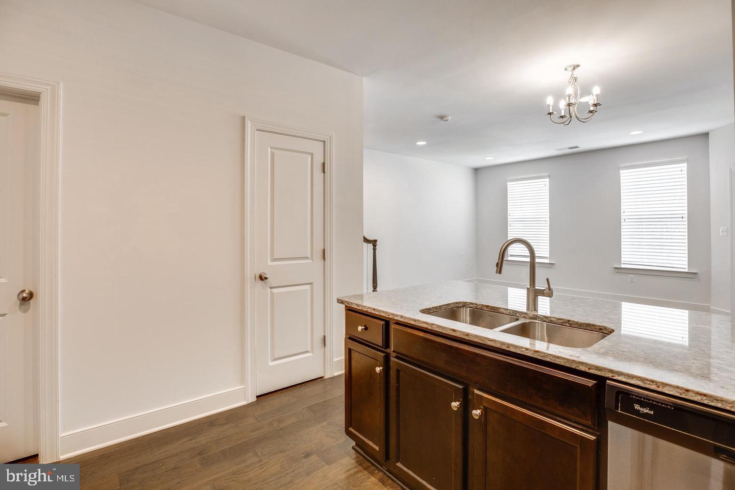 44033 ETNA TER, CHANTILLY, Virginia 20152, 3 Bedrooms Bedrooms, ,2 BathroomsBathrooms,Residential,For sale,44033 ETNA TER,VALO2104762 MLS # VALO2104762