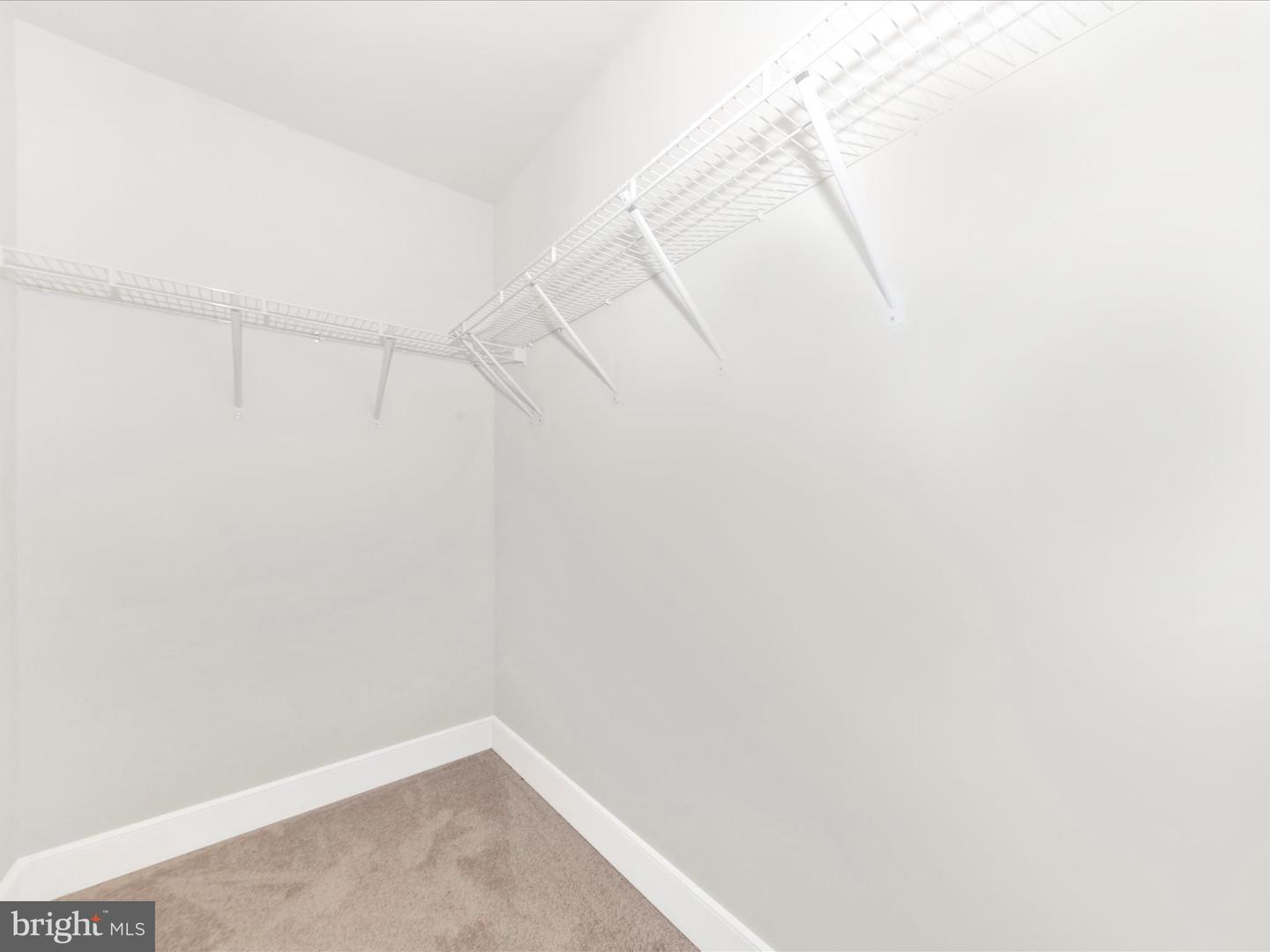 44033 ETNA TER, CHANTILLY, Virginia 20152, 3 Bedrooms Bedrooms, ,2 BathroomsBathrooms,Residential,For sale,44033 ETNA TER,VALO2104762 MLS # VALO2104762