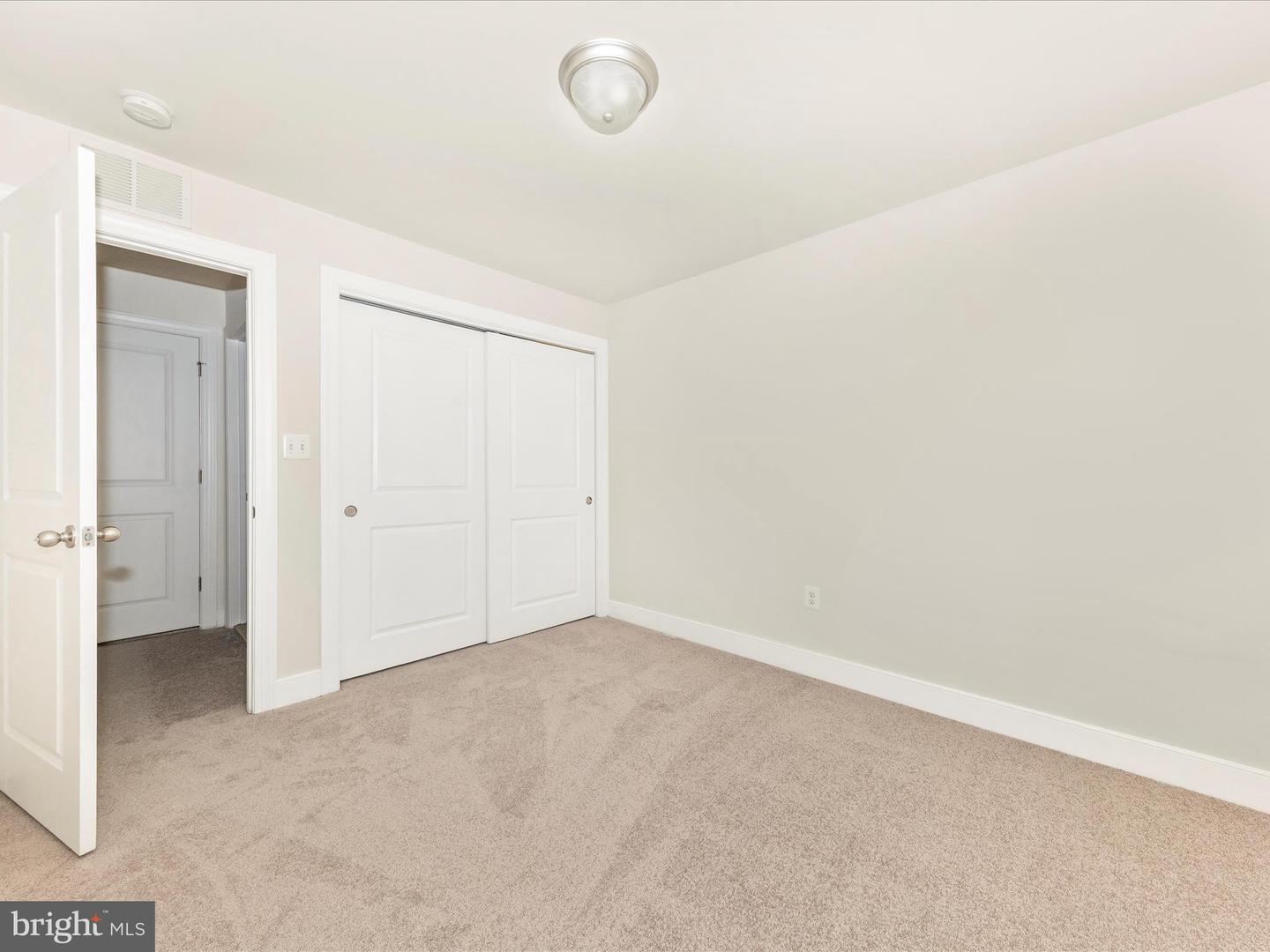 44033 ETNA TER, CHANTILLY, Virginia 20152, 3 Bedrooms Bedrooms, ,2 BathroomsBathrooms,Residential,For sale,44033 ETNA TER,VALO2104762 MLS # VALO2104762