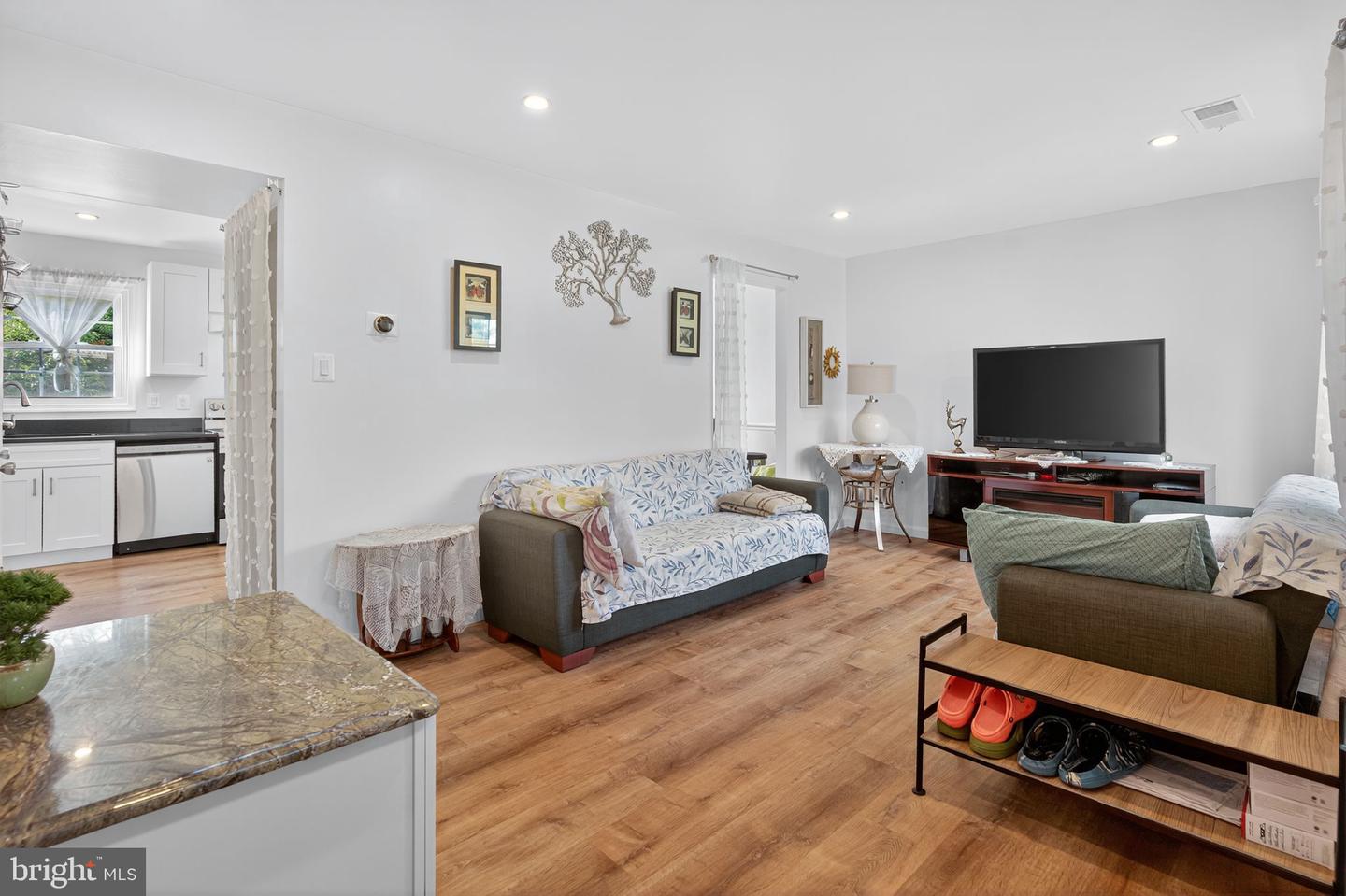 12306 WOODLAWN CT, WOODBRIDGE, Virginia 22192, 3 Bedrooms Bedrooms, ,1 BathroomBathrooms,Residential,For sale,12306 WOODLAWN CT,VAPW2101808 MLS # VAPW2101808 12306 WOODLAWN CT, WOODBRIDGE, Virginia 22192, 3 Bedrooms Bedrooms, ,1 BathroomBathrooms,Residential,For sale,12306 WOODLAWN CT,VAPW2101808 MLS # VAPW2101808