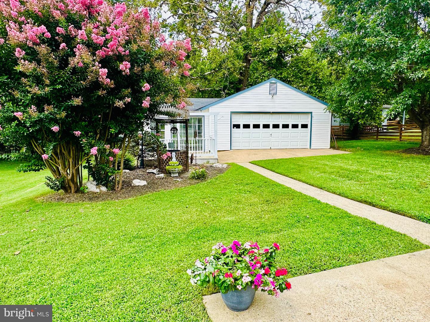4920 OLD MILL RD, ALEXANDRIA, Virginia 22309, 3 Bedrooms Bedrooms, ,1 BathroomBathrooms,Residential,For sale,4920 OLD MILL RD,VAFX2262230 MLS # VAFX2262230