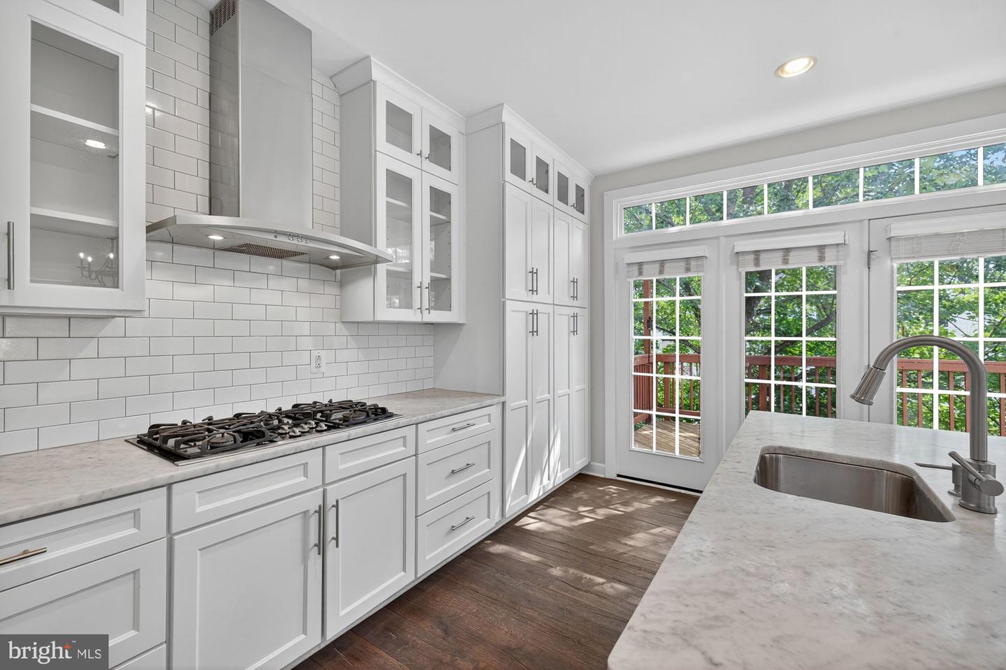 2753 MANHATTAN PL, VIENNA, Virginia 22180, 3 Bedrooms Bedrooms, ,3 BathroomsBathrooms,Residential,For sale,2753 MANHATTAN PL,VAFX2262356 MLS # VAFX2262356