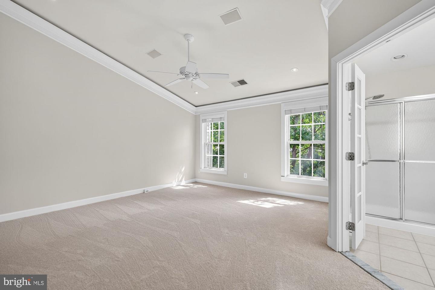 2753 MANHATTAN PL, VIENNA, Virginia 22180, 3 Bedrooms Bedrooms, ,3 BathroomsBathrooms,Residential,For sale,2753 MANHATTAN PL,VAFX2262356 MLS # VAFX2262356