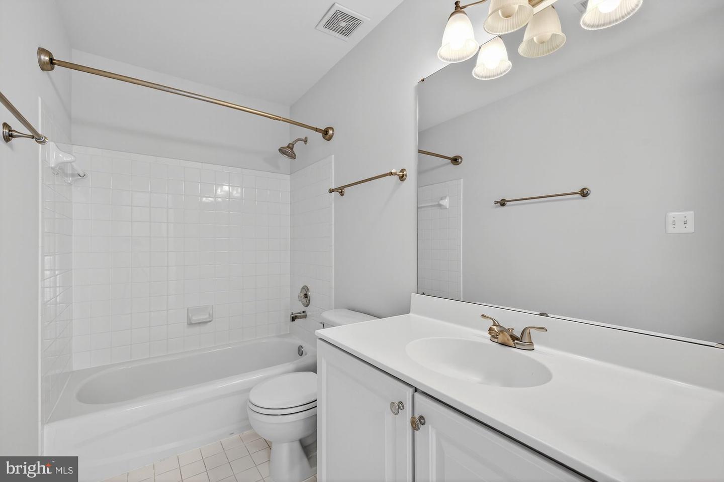 2753 MANHATTAN PL, VIENNA, Virginia 22180, 3 Bedrooms Bedrooms, ,3 BathroomsBathrooms,Residential,For sale,2753 MANHATTAN PL,VAFX2262356 MLS # VAFX2262356