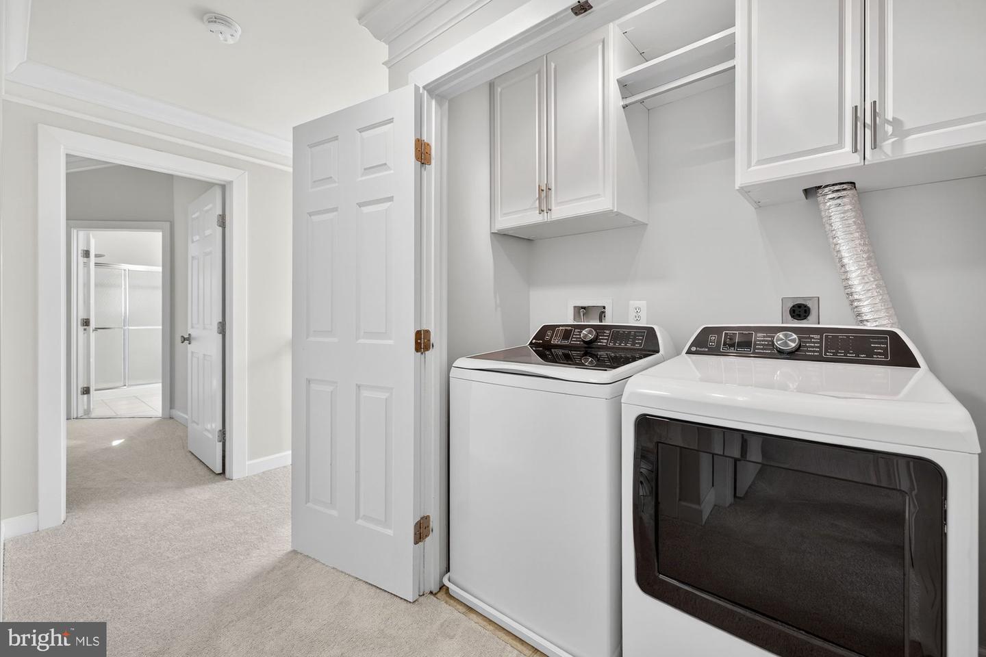 2753 MANHATTAN PL, VIENNA, Virginia 22180, 3 Bedrooms Bedrooms, ,3 BathroomsBathrooms,Residential,For sale,2753 MANHATTAN PL,VAFX2262356 MLS # VAFX2262356