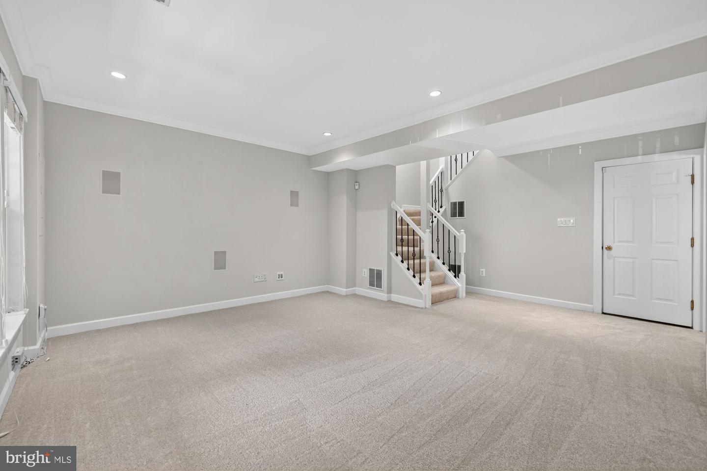 2753 MANHATTAN PL, VIENNA, Virginia 22180, 3 Bedrooms Bedrooms, ,3 BathroomsBathrooms,Residential,For sale,2753 MANHATTAN PL,VAFX2262356 MLS # VAFX2262356