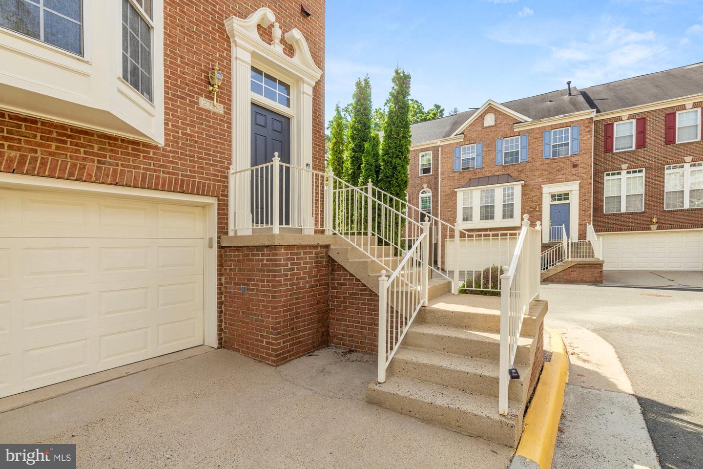 2753 MANHATTAN PL, VIENNA, Virginia 22180, 3 Bedrooms Bedrooms, ,3 BathroomsBathrooms,Residential,For sale,2753 MANHATTAN PL,VAFX2262356 MLS # VAFX2262356