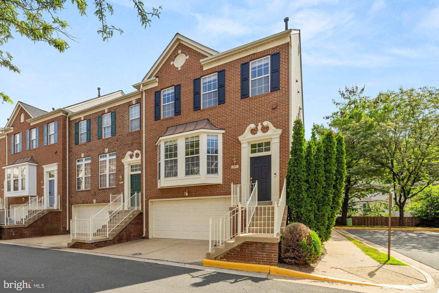 2753 MANHATTAN PL, VIENNA, Virginia 22180, 3 Bedrooms Bedrooms, ,3 BathroomsBathrooms,Residential,For sale,2753 MANHATTAN PL,VAFX2262356 MLS # VAFX2262356